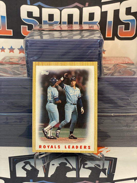 1987 Topps (Royals Team Card) George Brett & Frank White #256