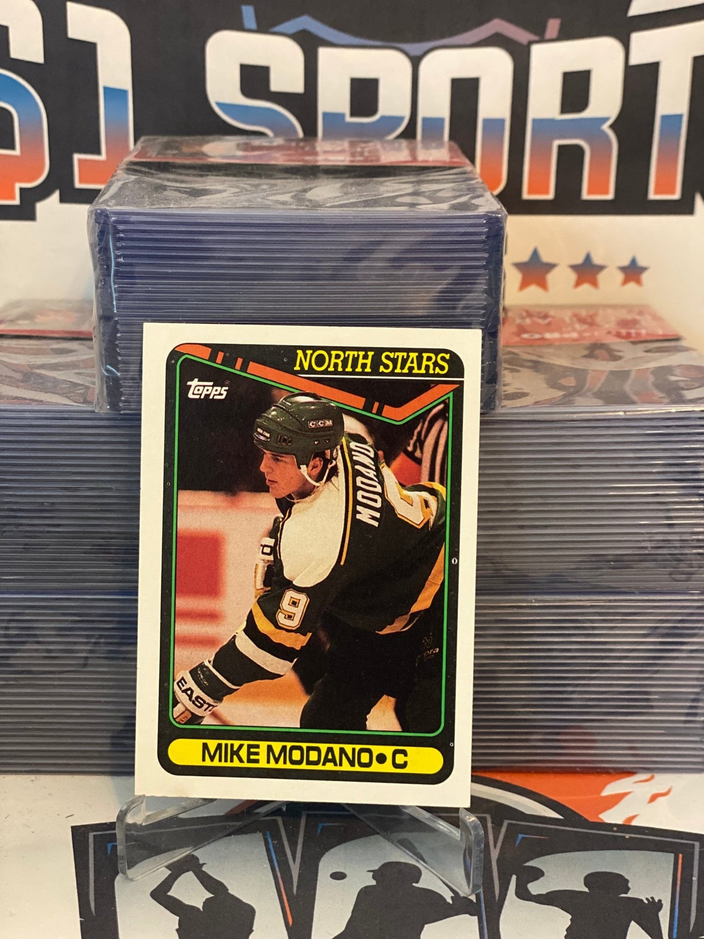 1991 Topps Mike Modano Rookie #348