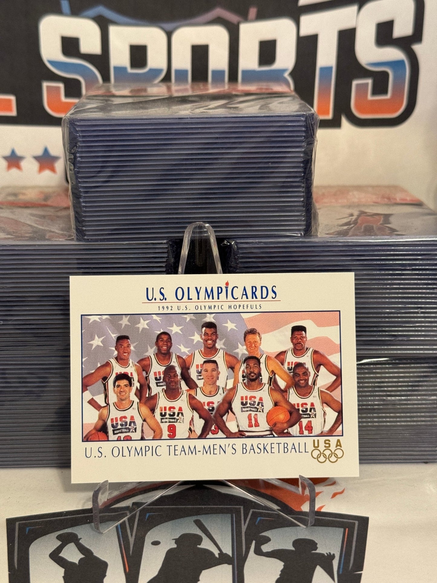 1992 Impel U.S. Olympics USA Basketball Team Photo - Michael Jordan, Magic Johnson, Larry Bird #18