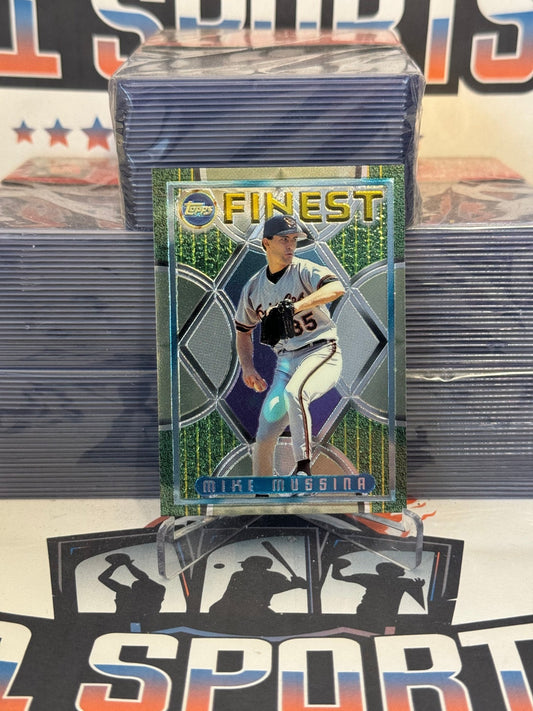 1995 Topps Mike Mussina #48