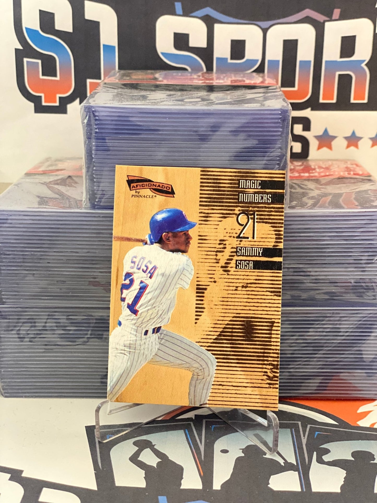 1996 Pinnacle Aficionado (Magic Numbers) Sammy Sosa #10