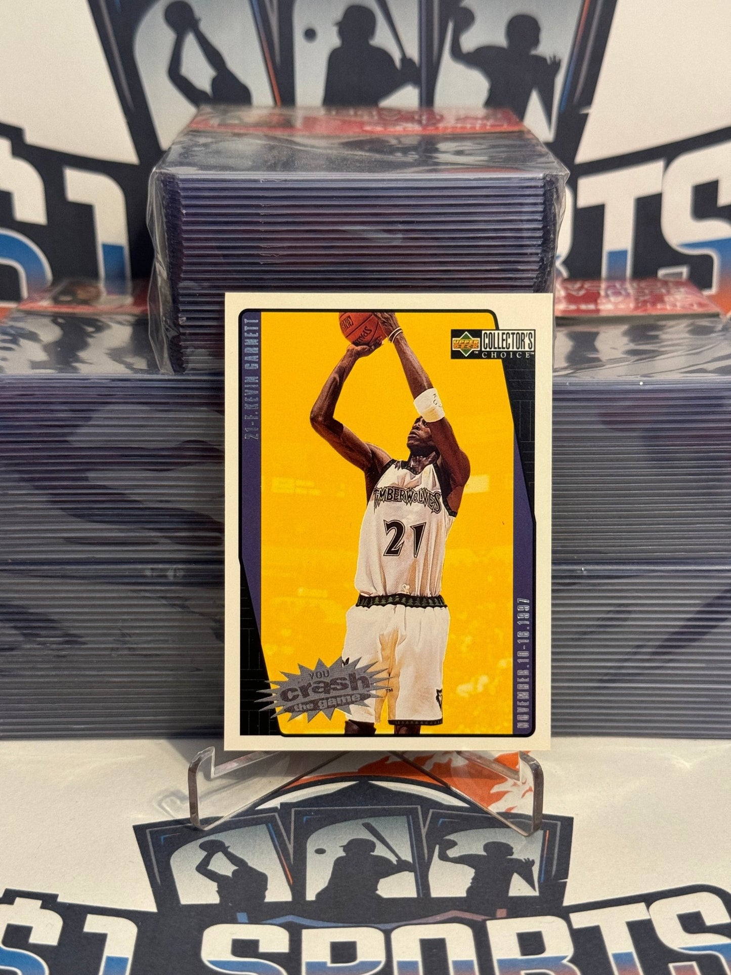 1997 Upper Deck Collector's Choice (You Crash The Game) Kevin Garnett #C16