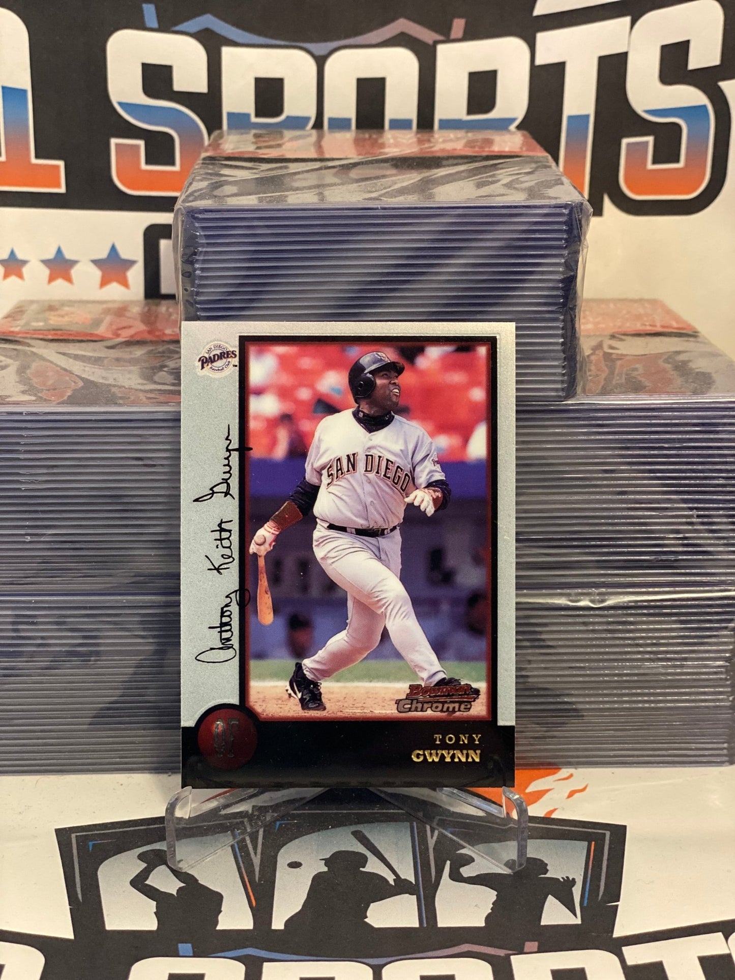 1998 Bowman Chrome Tony Gwynn #22