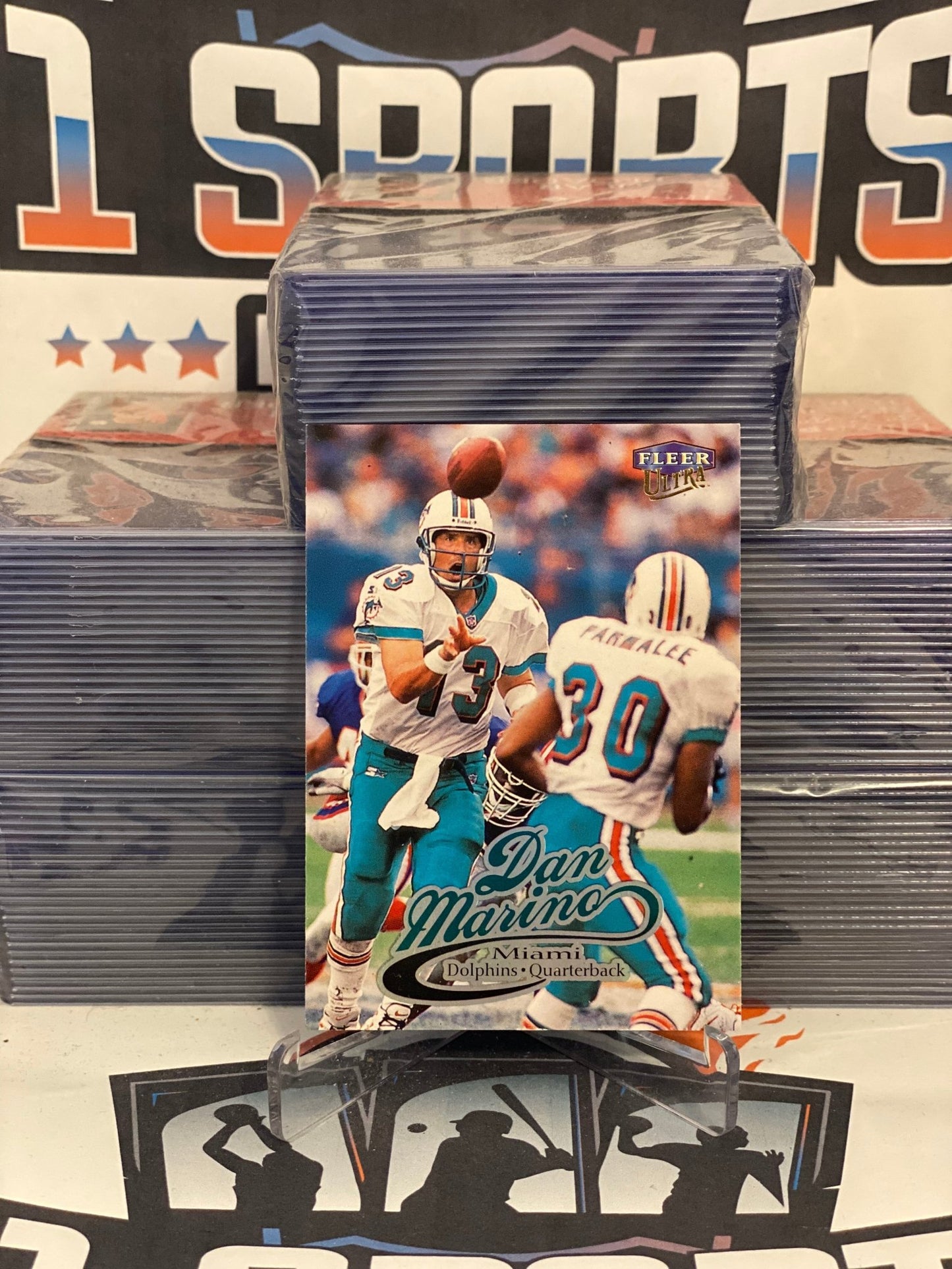 1999 Fleer Ultra Dan Marino #13