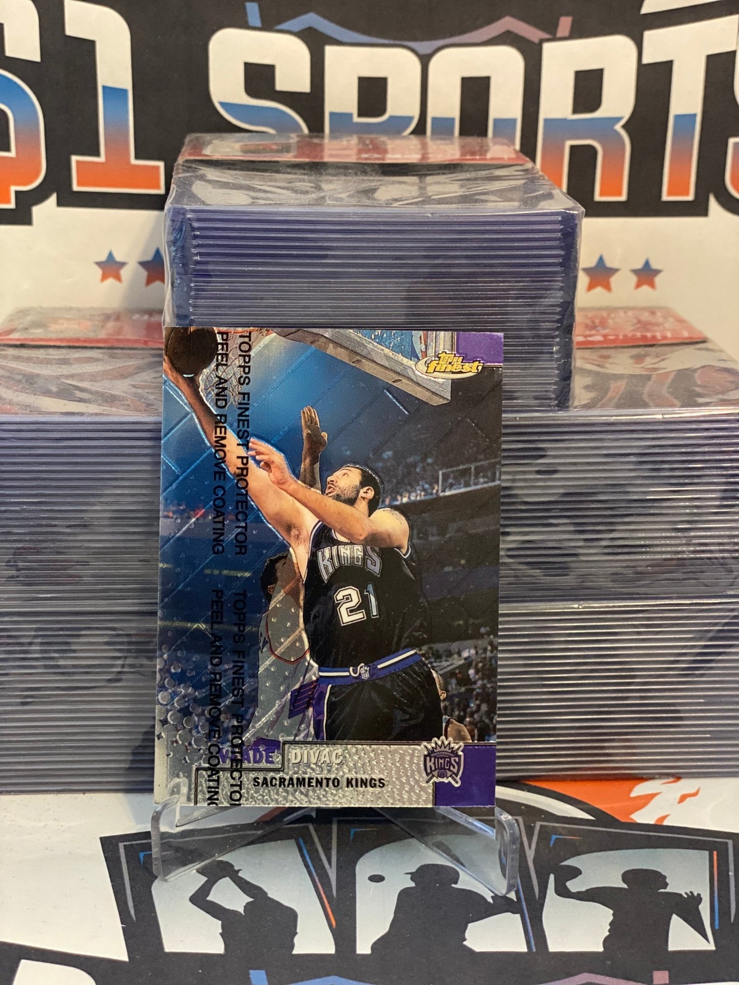 1999 Topps Finest Vlade Divac #4