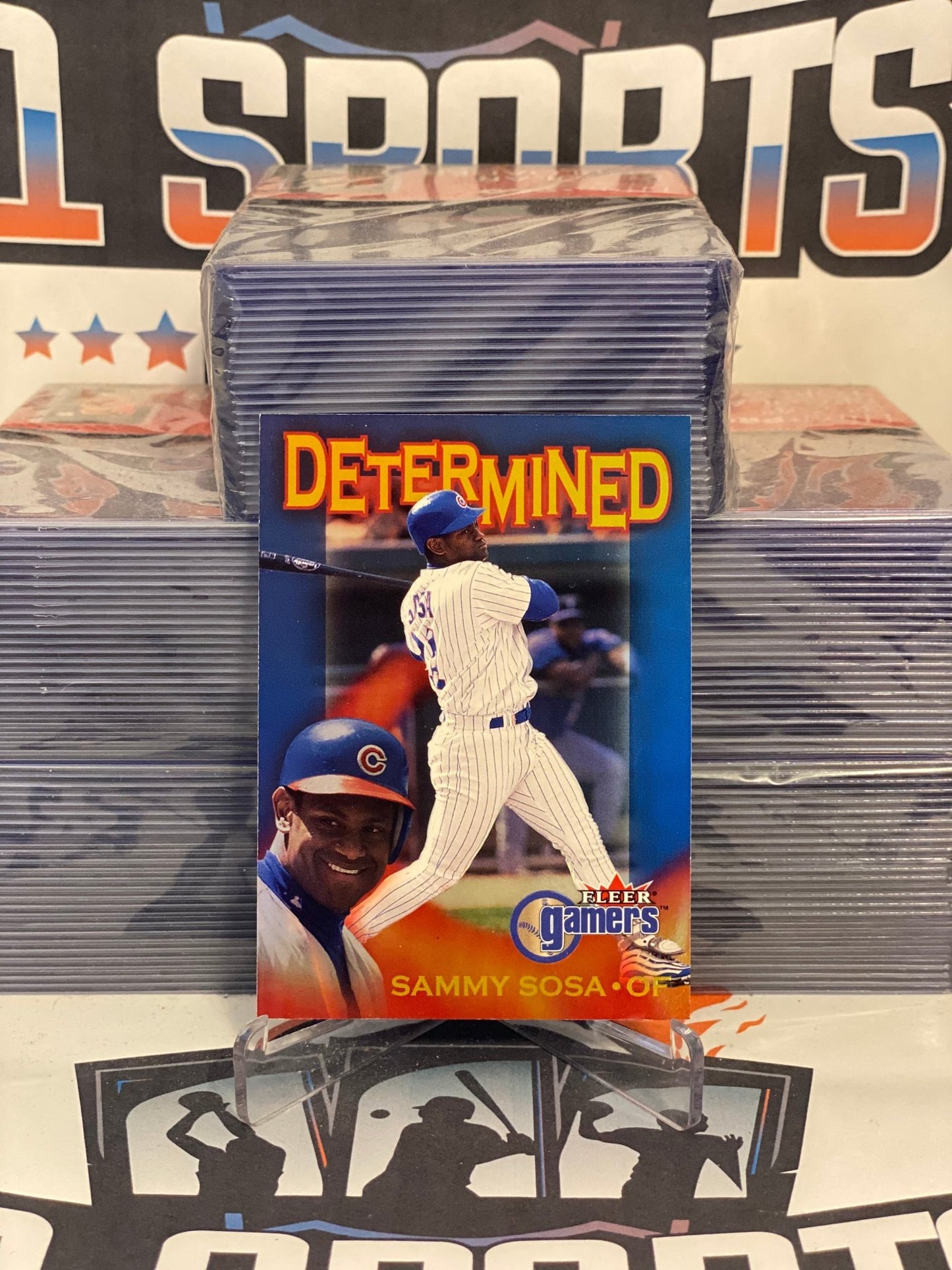 2000 Fleer Gamers (Determined) Sammy Sosa #8