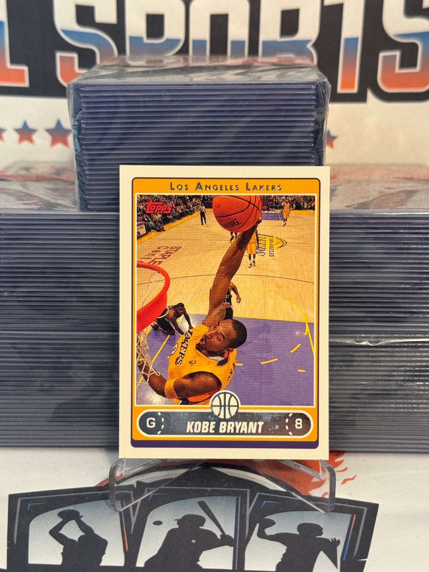 2006 Topps Kobe Bryant #8