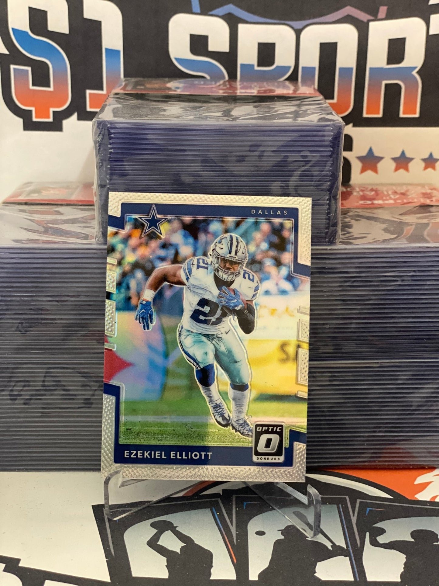 2017 Donruss Optic (Holo Prizm) Ezekiel Elliott #49