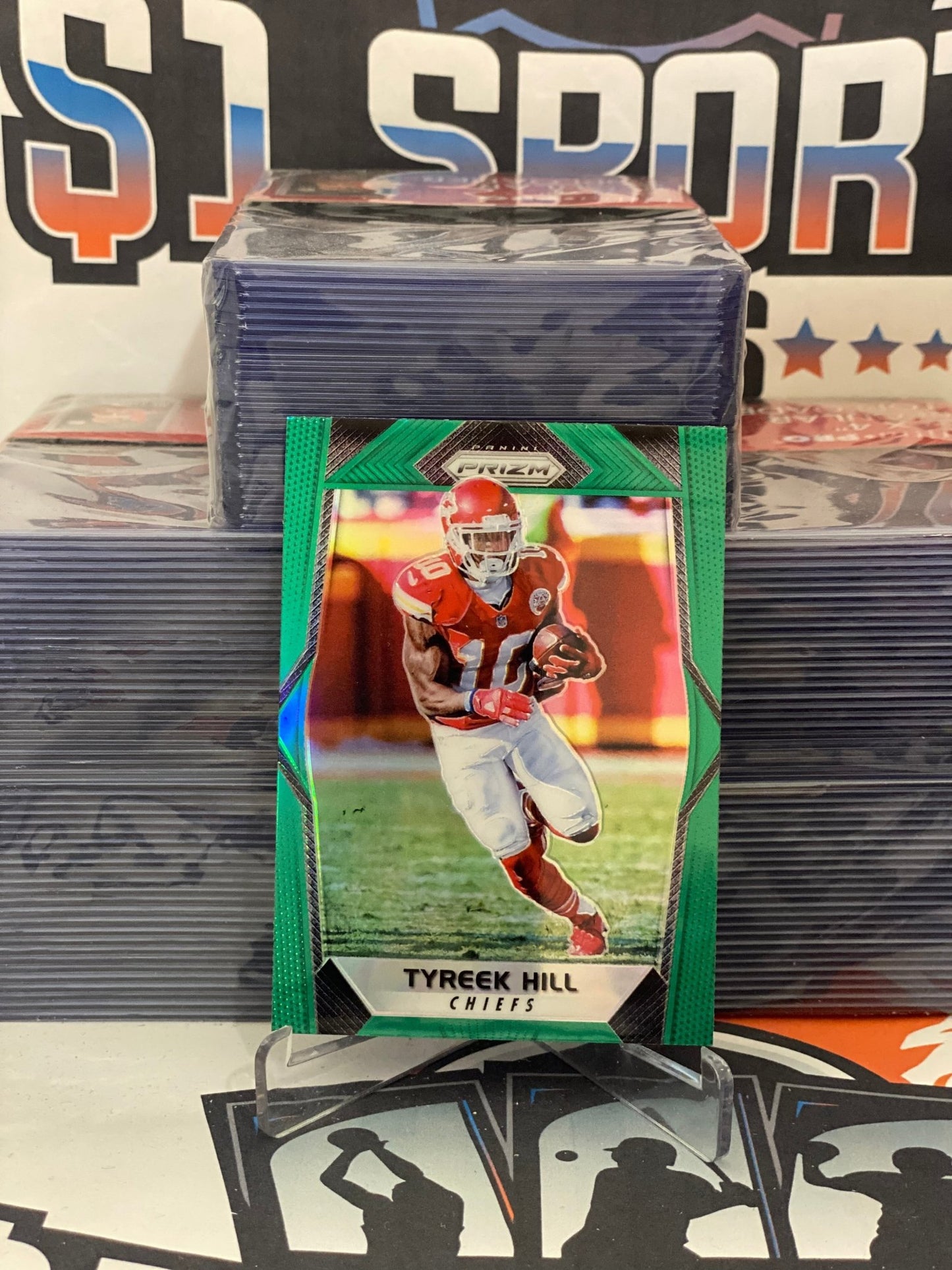 2017 Panini Prizm (Green Prizm) Tyreek Hill #105