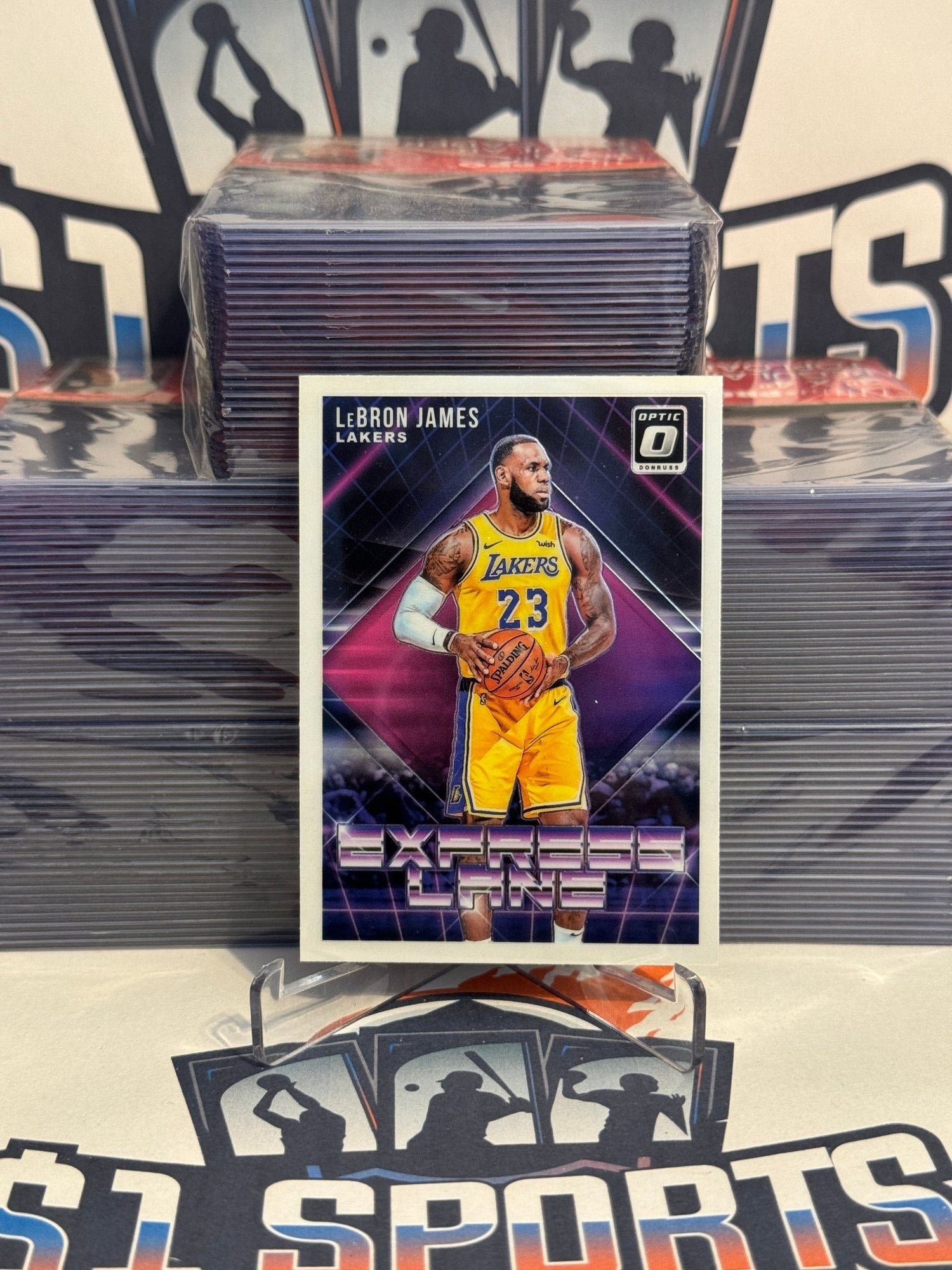 2018 Donruss Optic (Express Lane) LeBron James #4