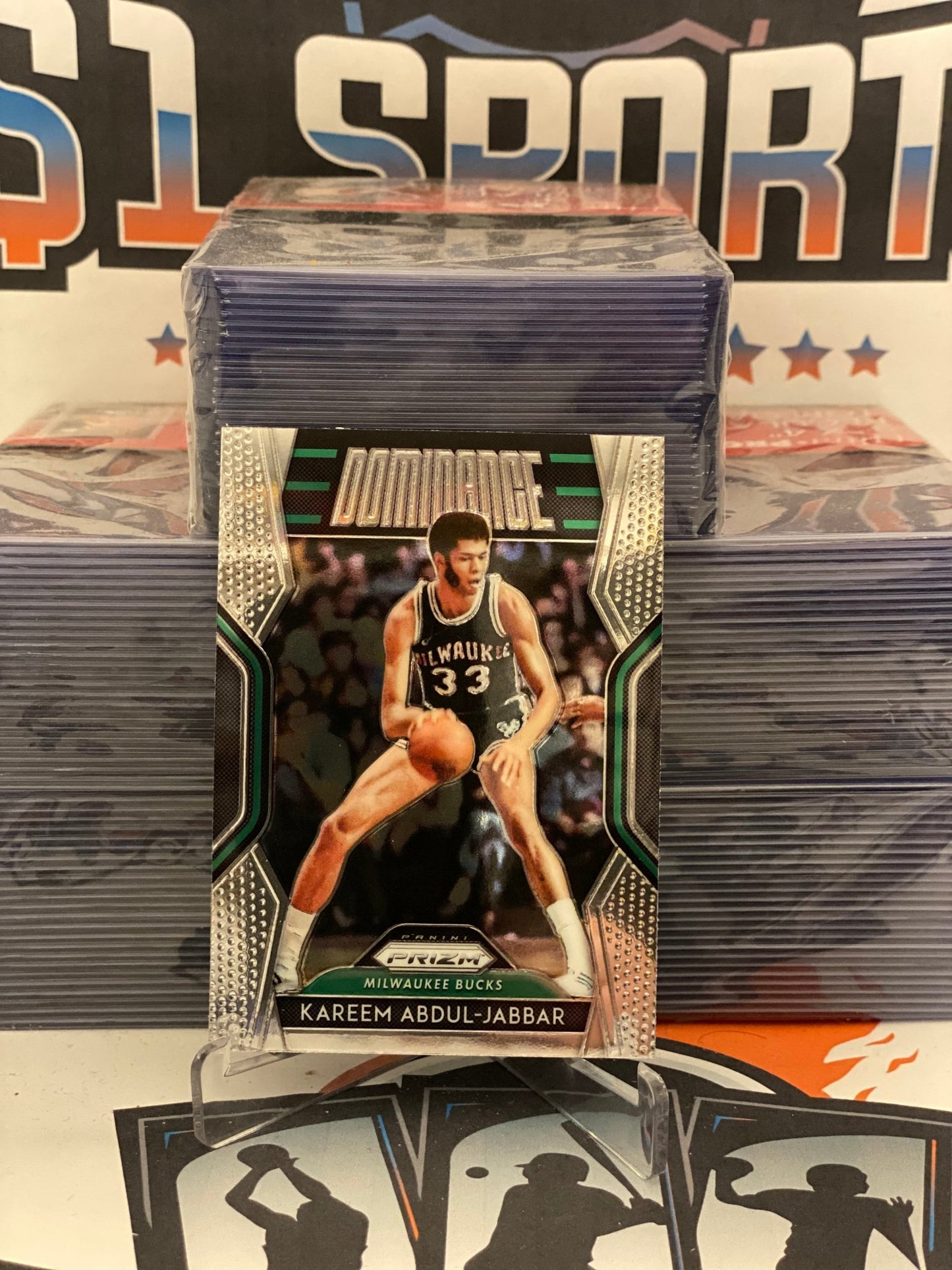 2018 Panini Prizm (Dominance) Kareem Abdul-Jabar #7