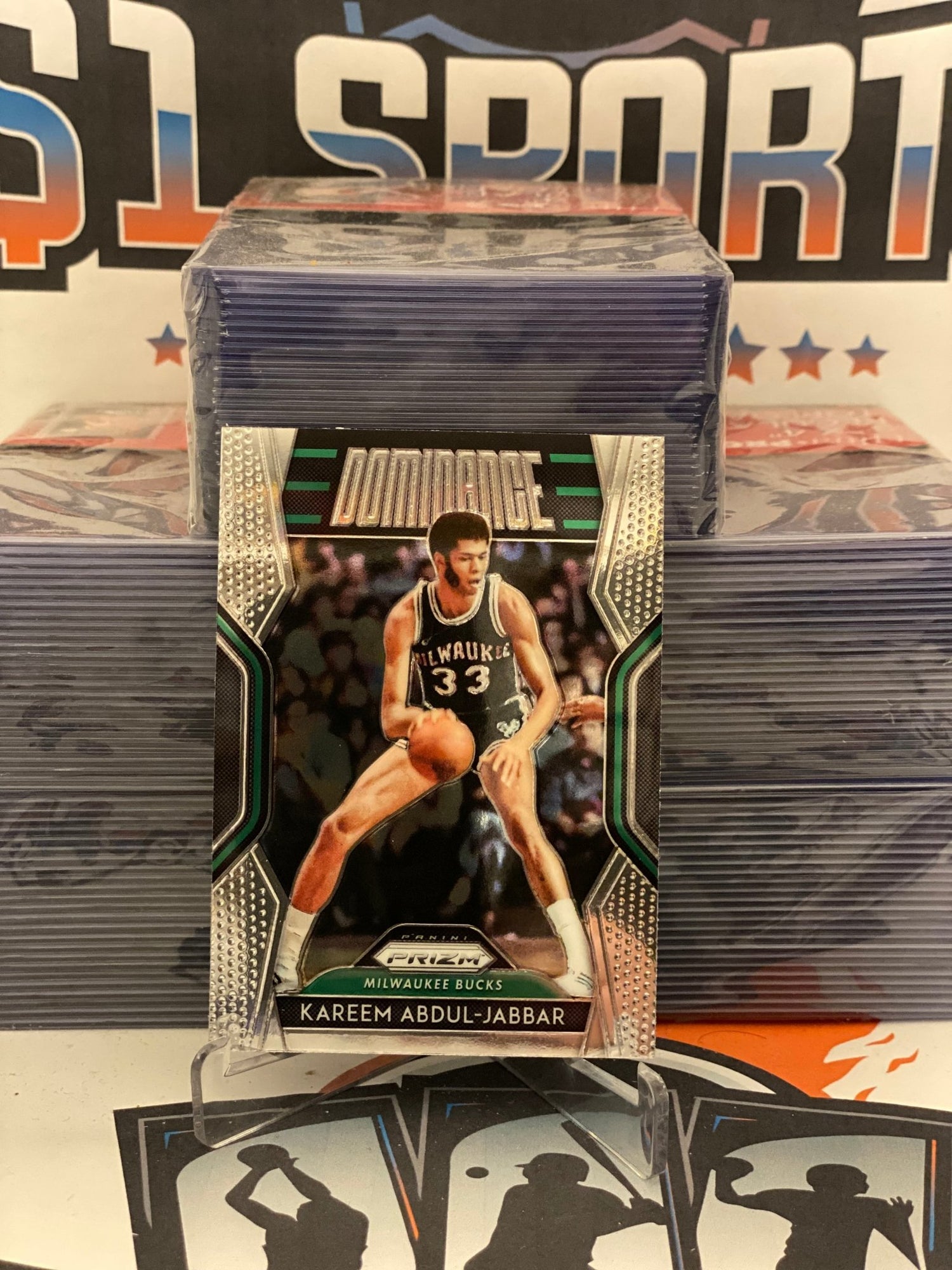 2018 Panini Prizm (Dominance) Kareem Abdul-Jabar #7