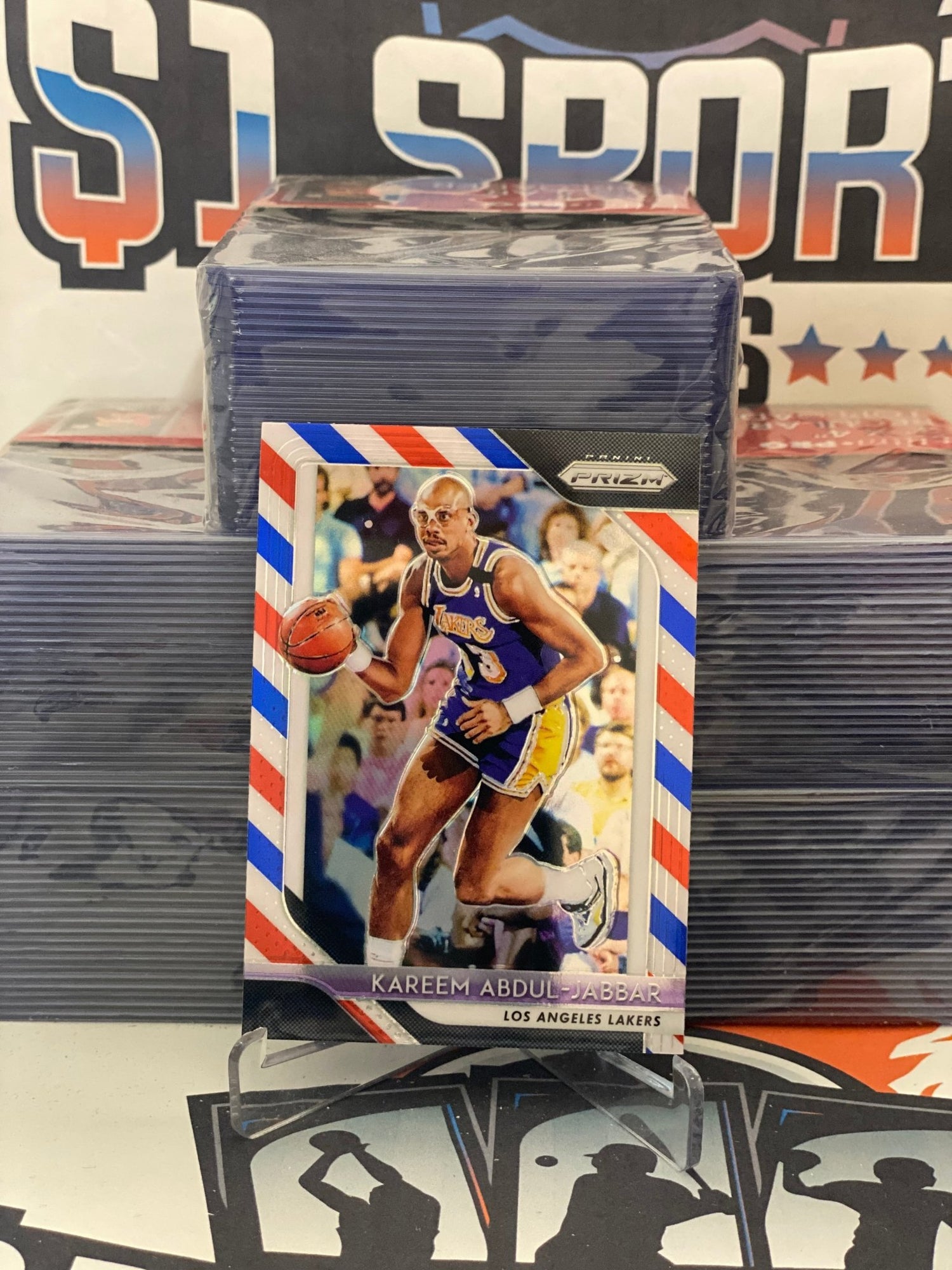 2018 Panini Prizm (Red White Blue Prizm) Kareem Abdul-Jabar #115
