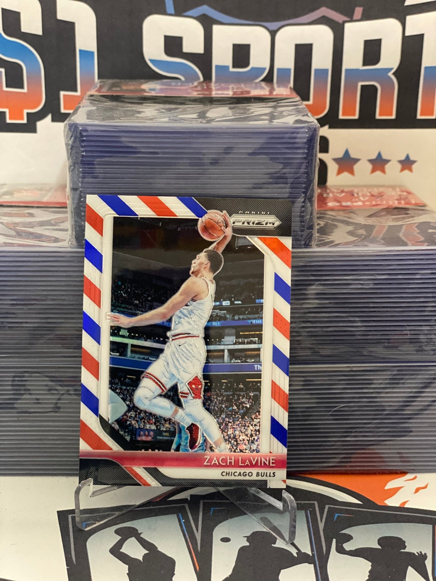 2018 Panini Prizm (Red White Blue Prizm) Zach LaVine #100