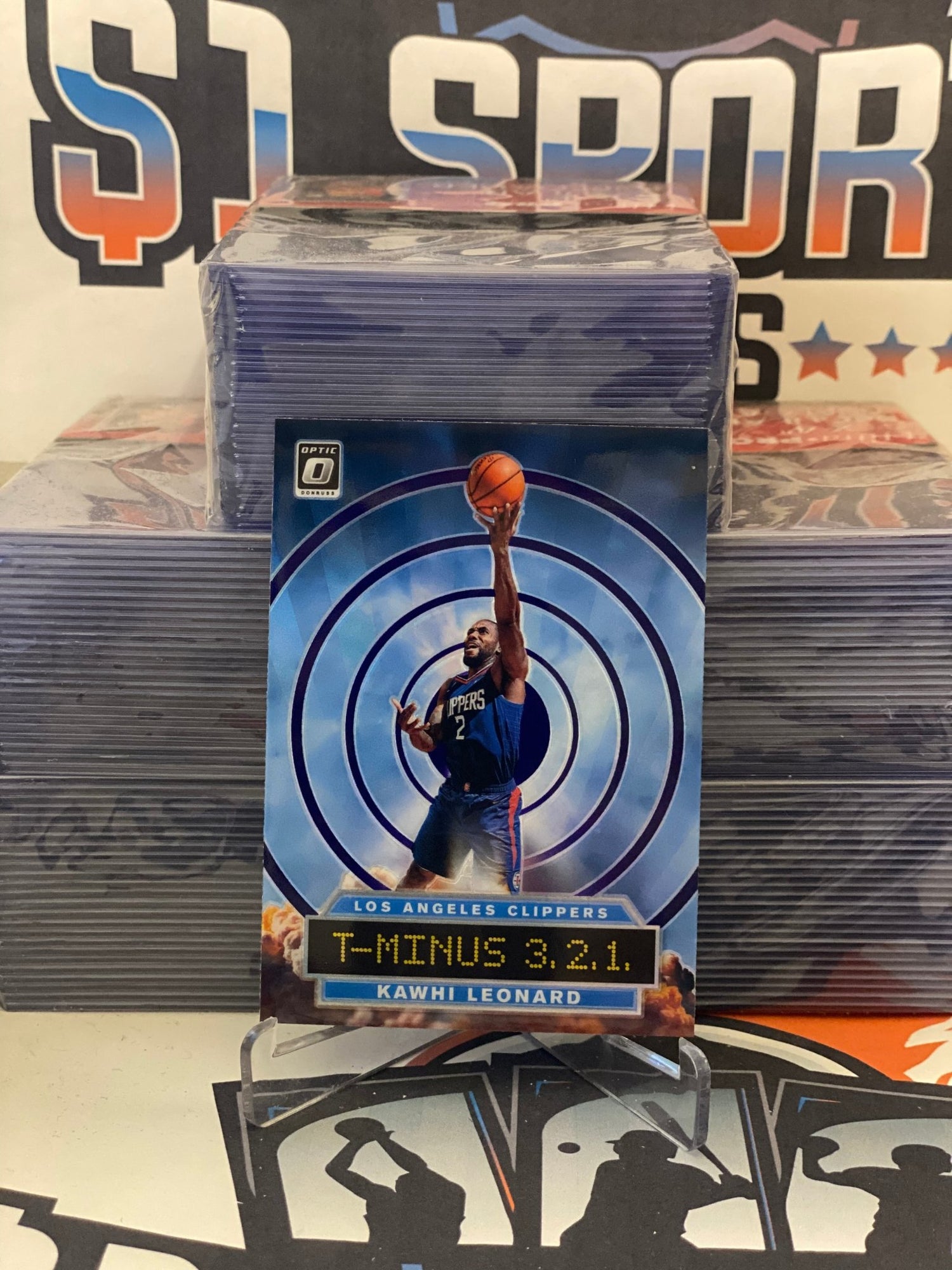 2019 Donruss Optic (Holo Prizm, T-Minus 3, 2, 1) Kawhi Leonard #5