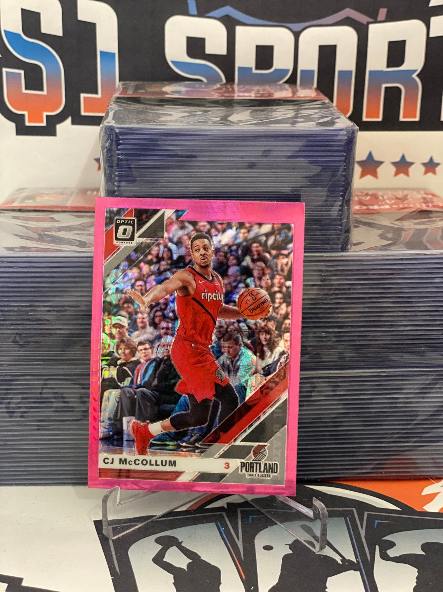 2019 Donruss Optic (Hyper Pink Prizm) CJ McCollum #17