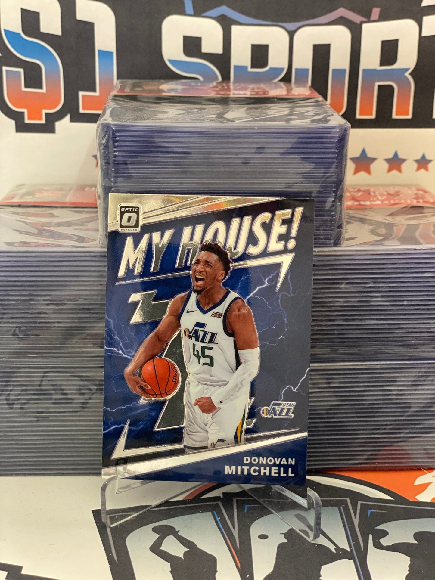 2019 Donruss Optic (My House!) Donovan Mitchell #16