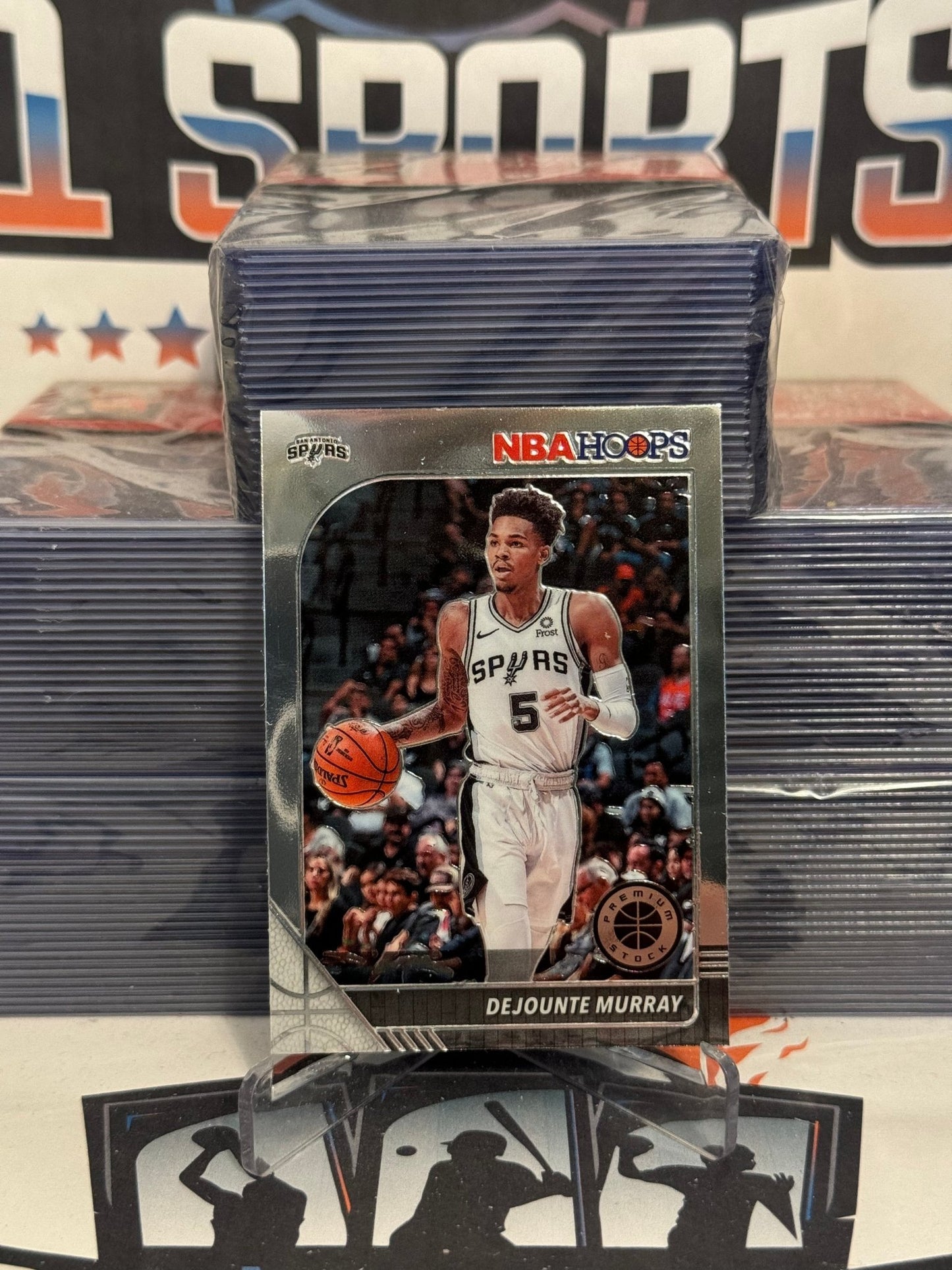 2019 Hoops Premium Stock DeJounte Murray #174