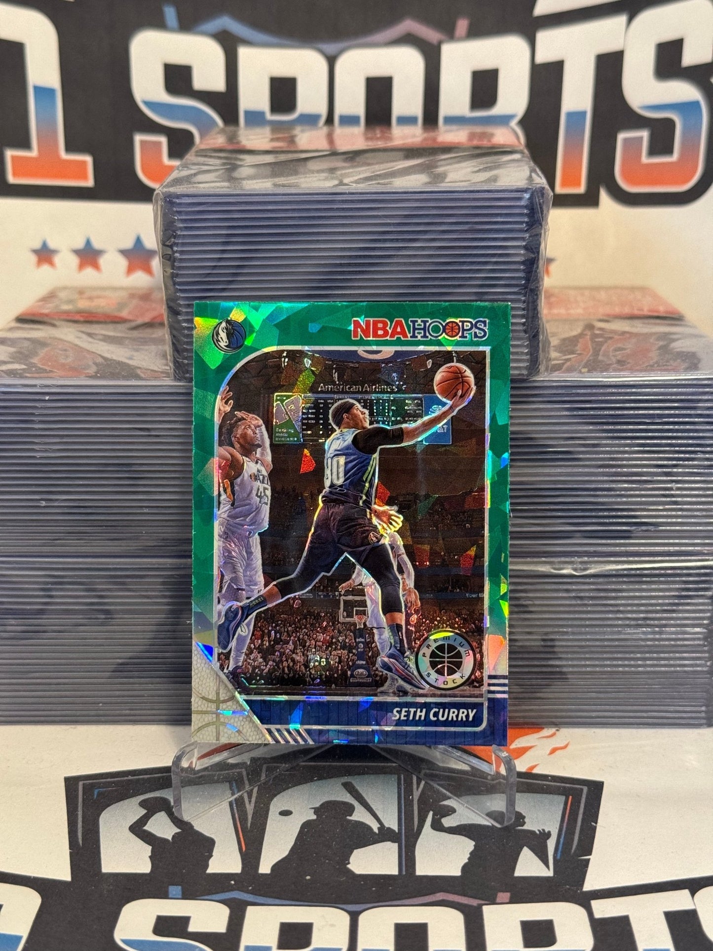 2019 Hoops Premium Stock (Green Cracked Ice Prizm) Seth Curry #160