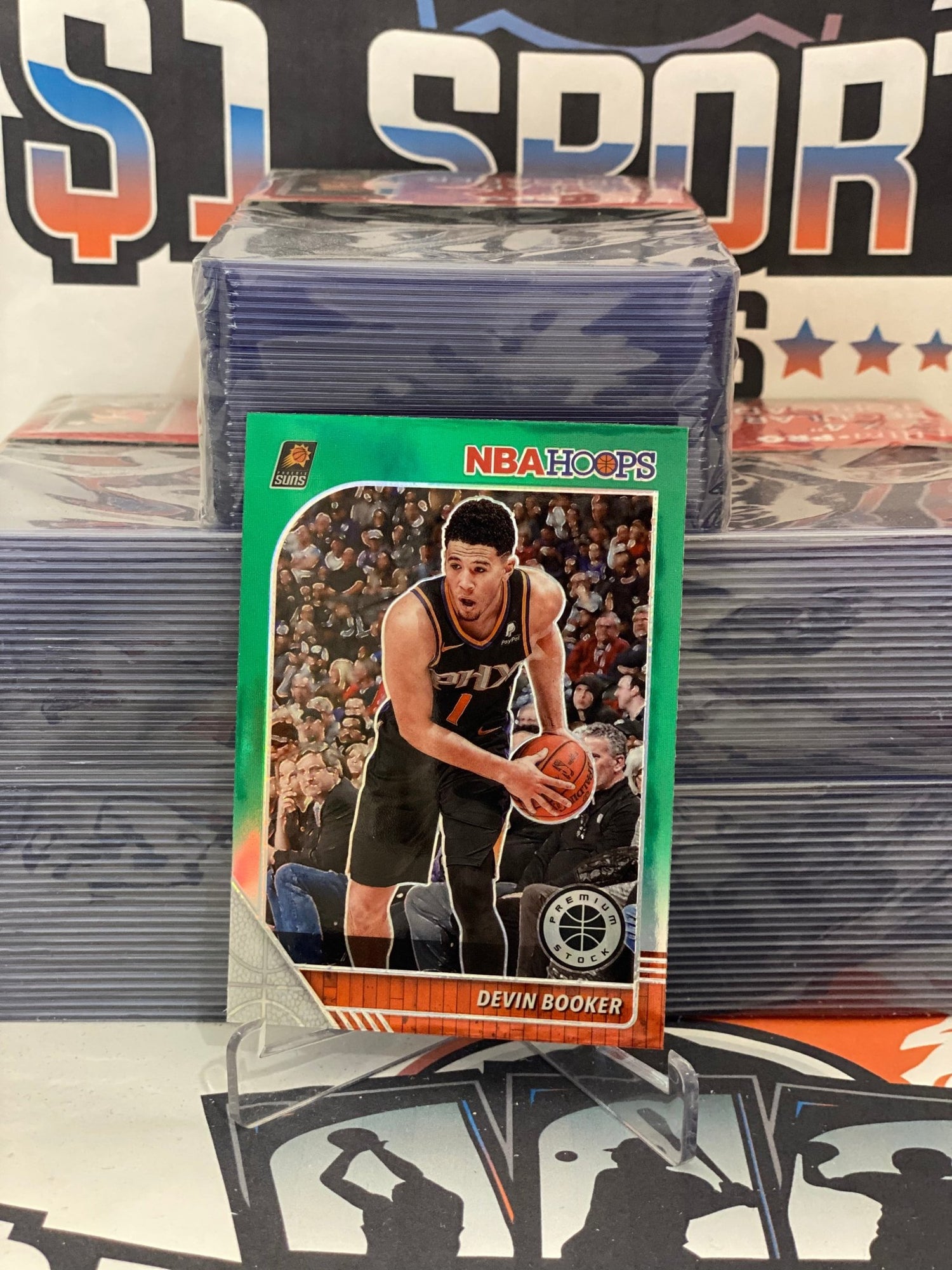 2019 Hoops Premium Stock (Green Prizm) Devin Booker #149