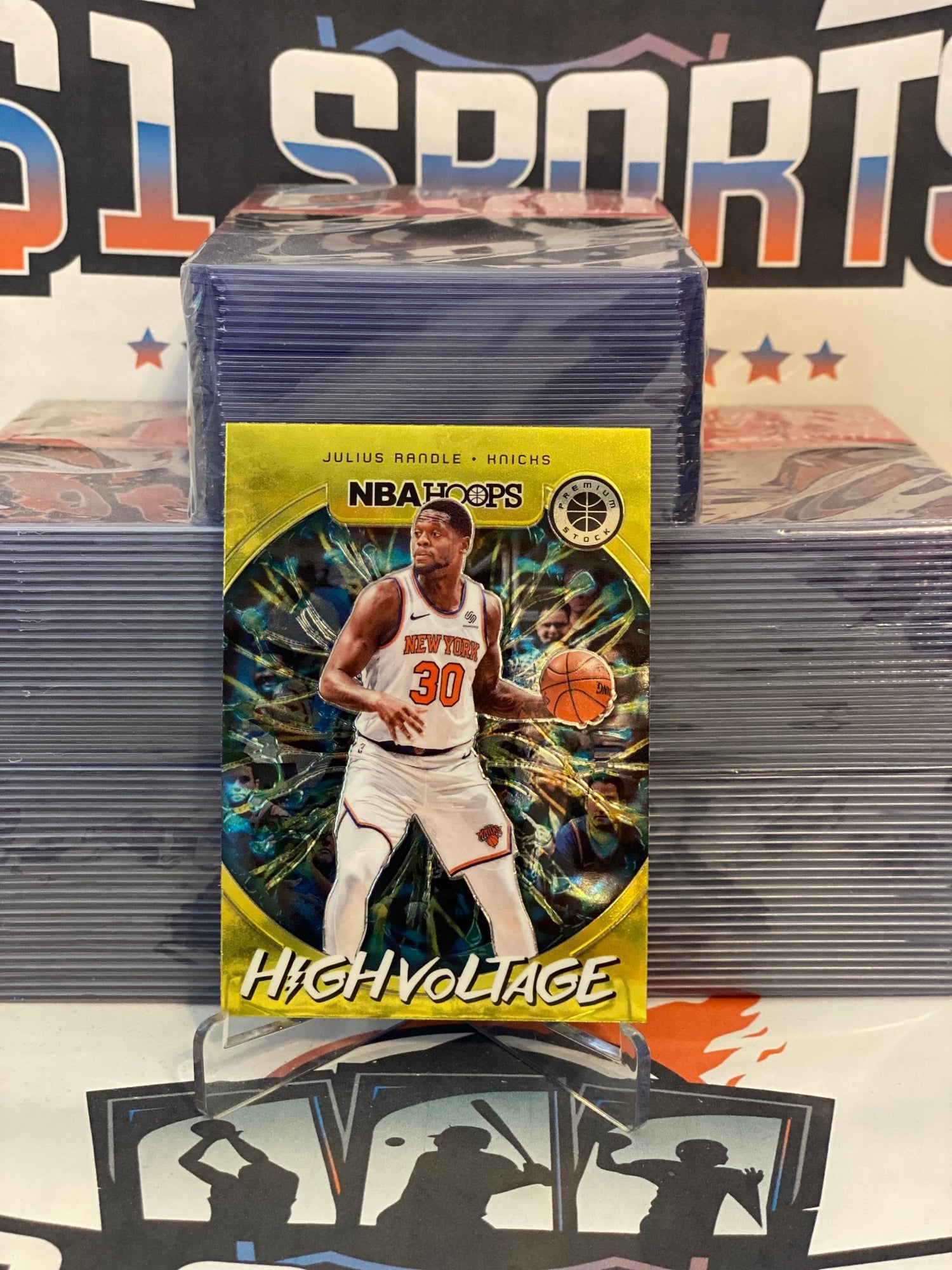 2019 Hoops Premium Stock (High Voltage) Julius Randle #22