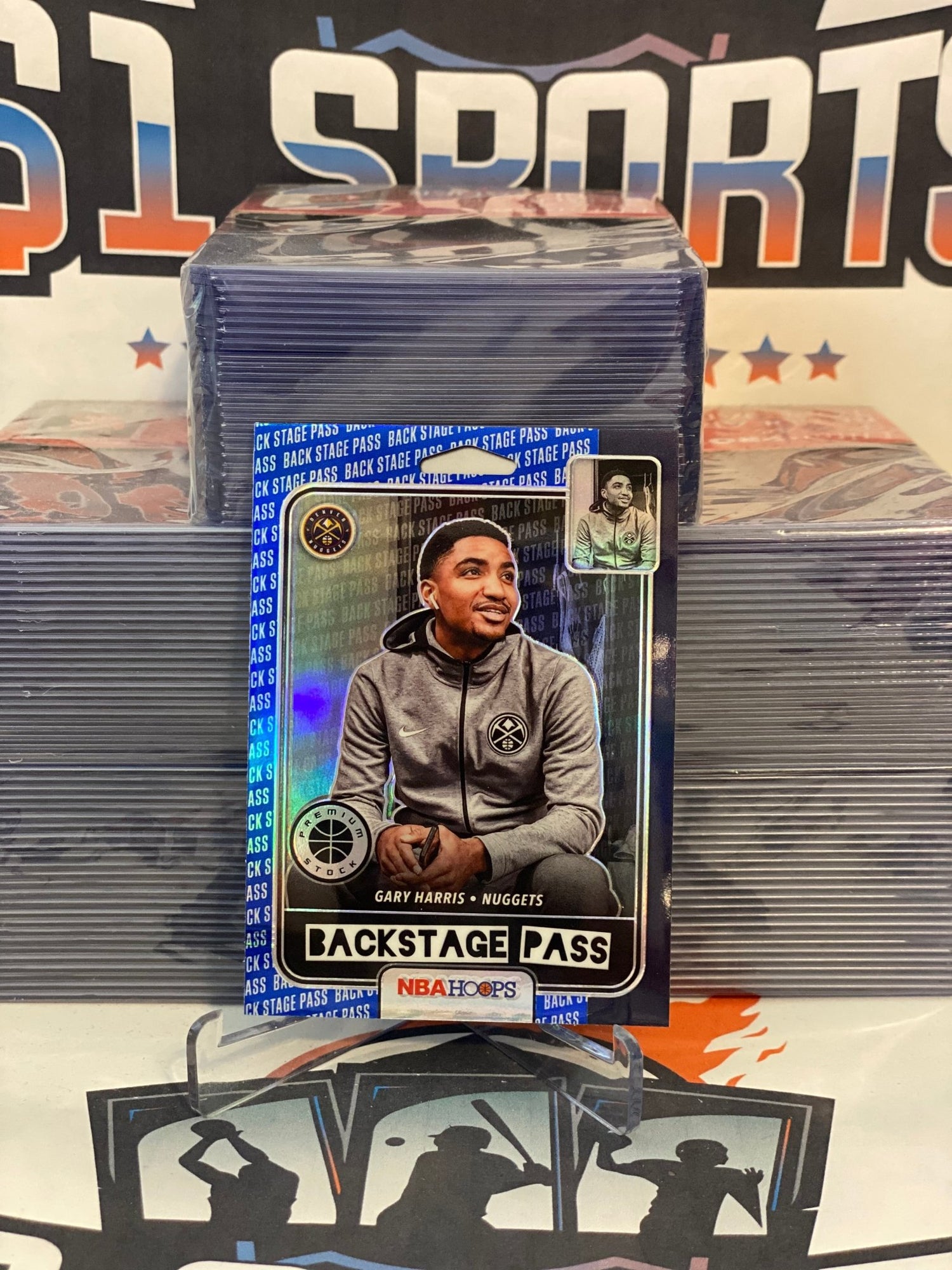 2019 Hoops Premium Stock (Holo Prizm, Backstage Pass) Gary Harris #10