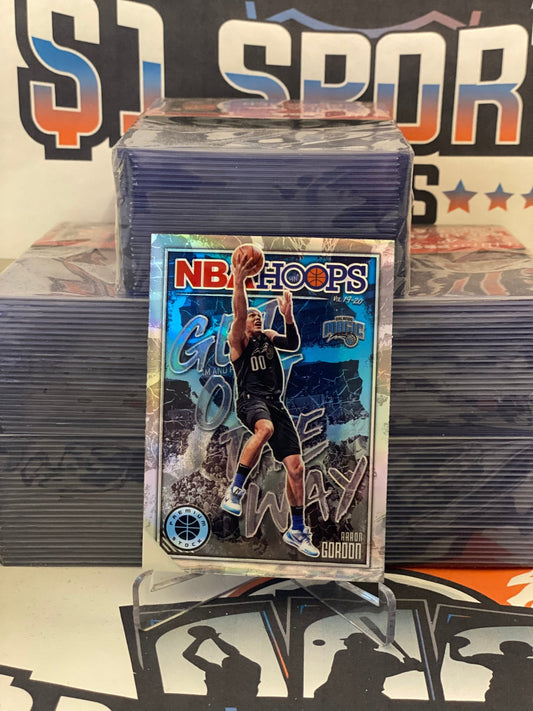 2019 Hoops Premium Stock (Holo Prizm, Get Out The Way) Aaron Gordon #2