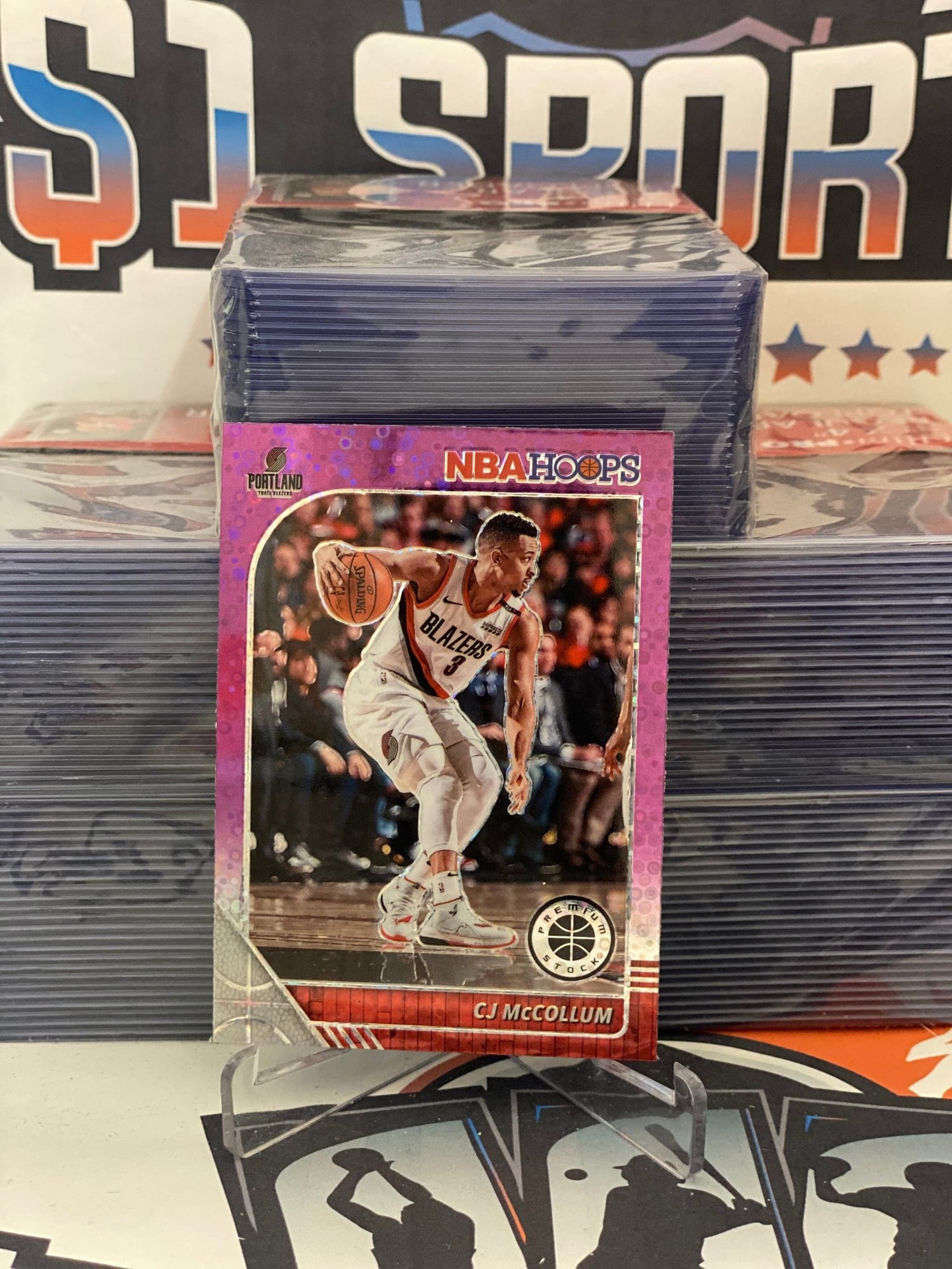 2019 Hoops Premium Stock (Purple Disco Prizm) CJ McCollum #158