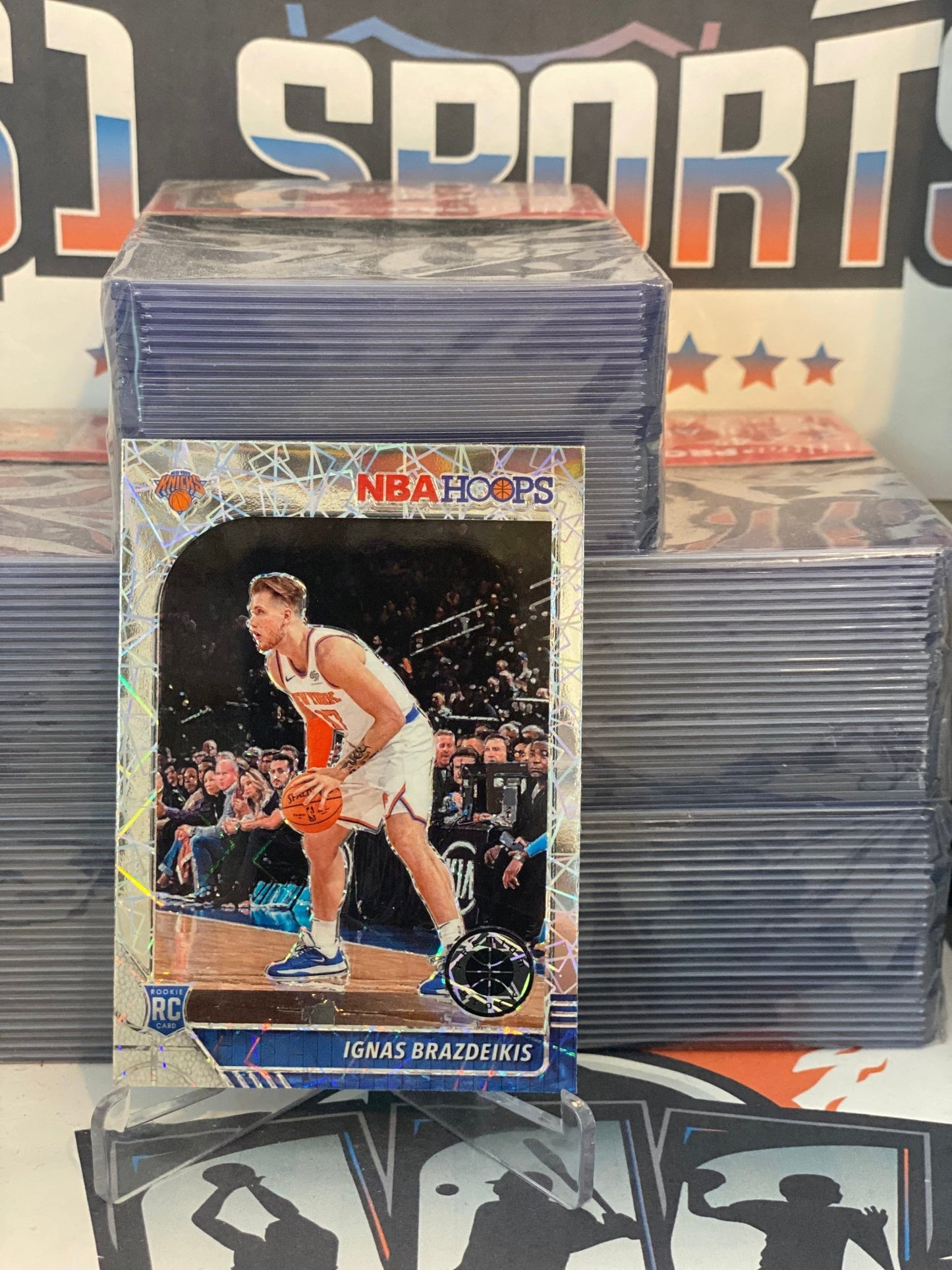 2019 Hoops Premium Stock (Silver Laser Prizm) Ignas Brazdeikis Rookie #235