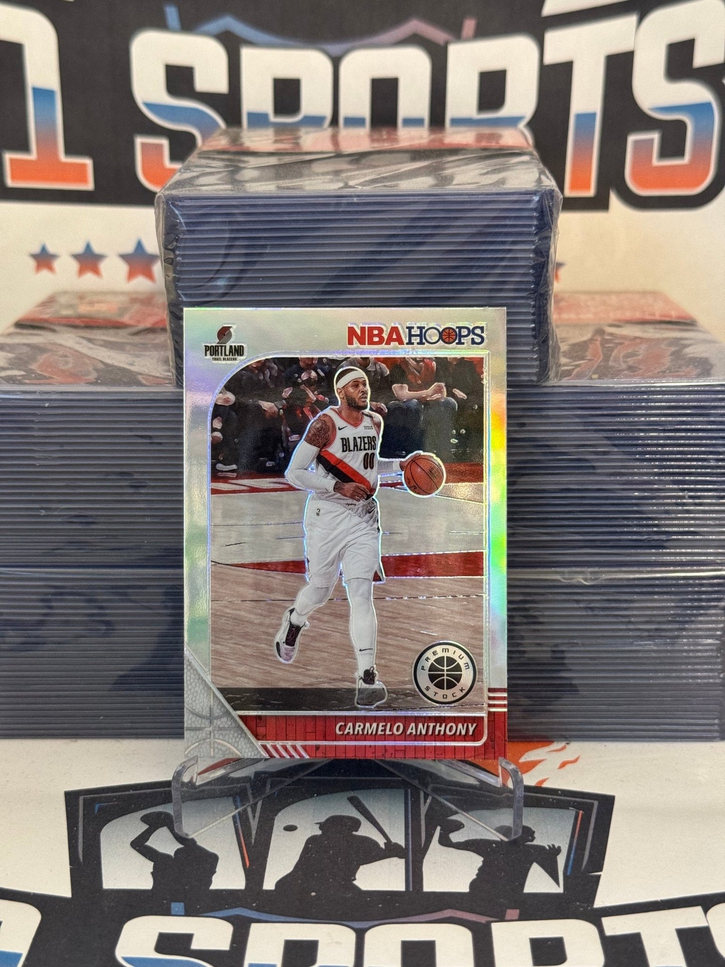 2019 Hoops Premium Stock (Silver Prizm) Carmelo Anthony #105