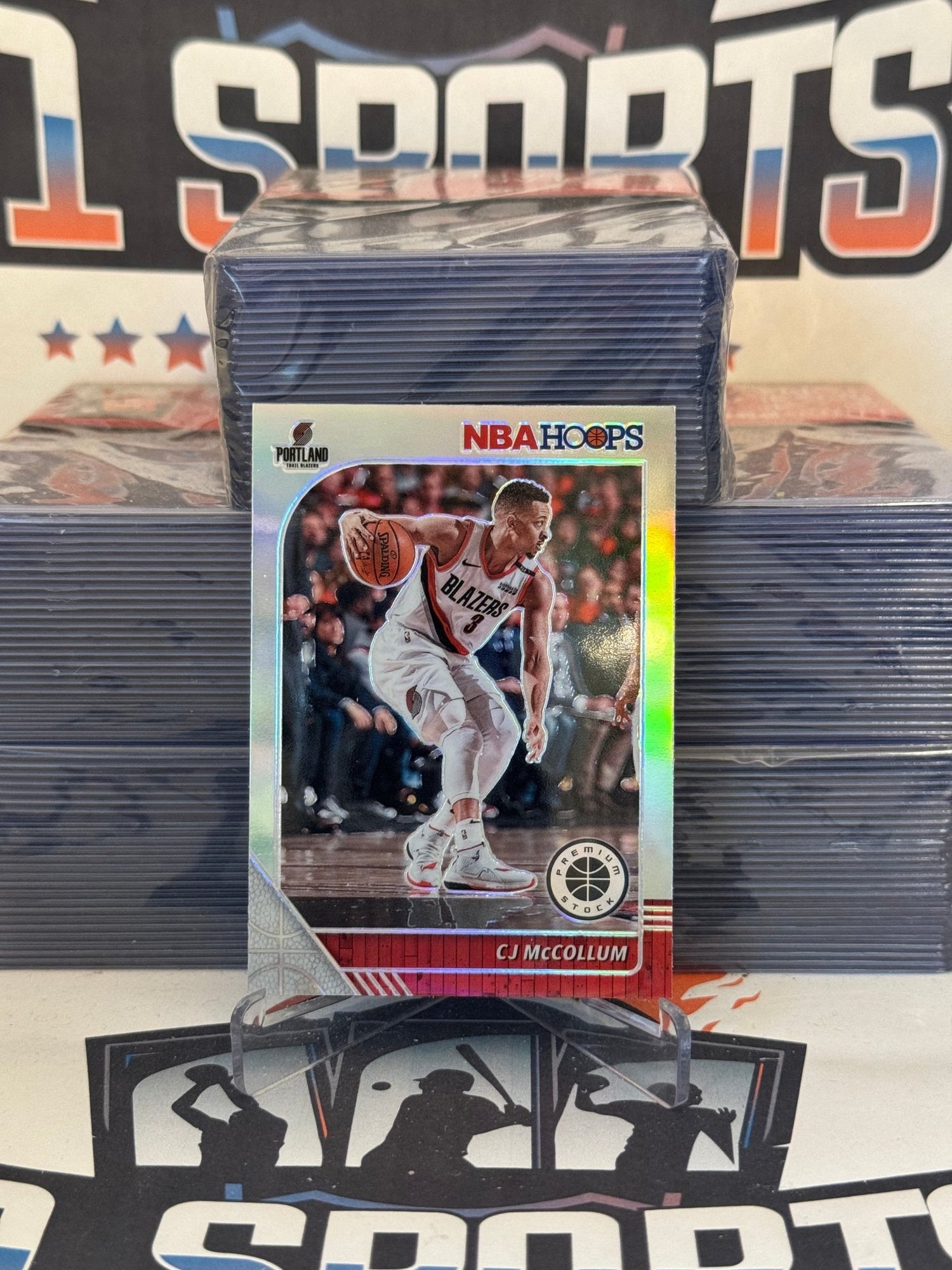 2019 Hoops Premium Stock (Silver Prizm) CJ McCollum #158