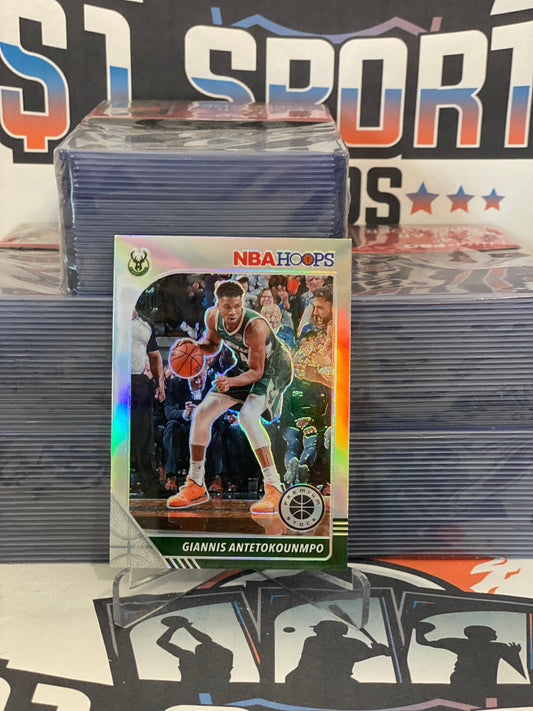 2019 Hoops Premium Stock (Silver Prizm) Giannis Antetokounmpo #102