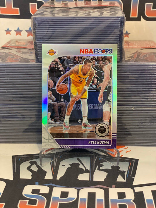 2019 Hoops Premium Stock (Silver Prizm) Kyle Kuzma #88