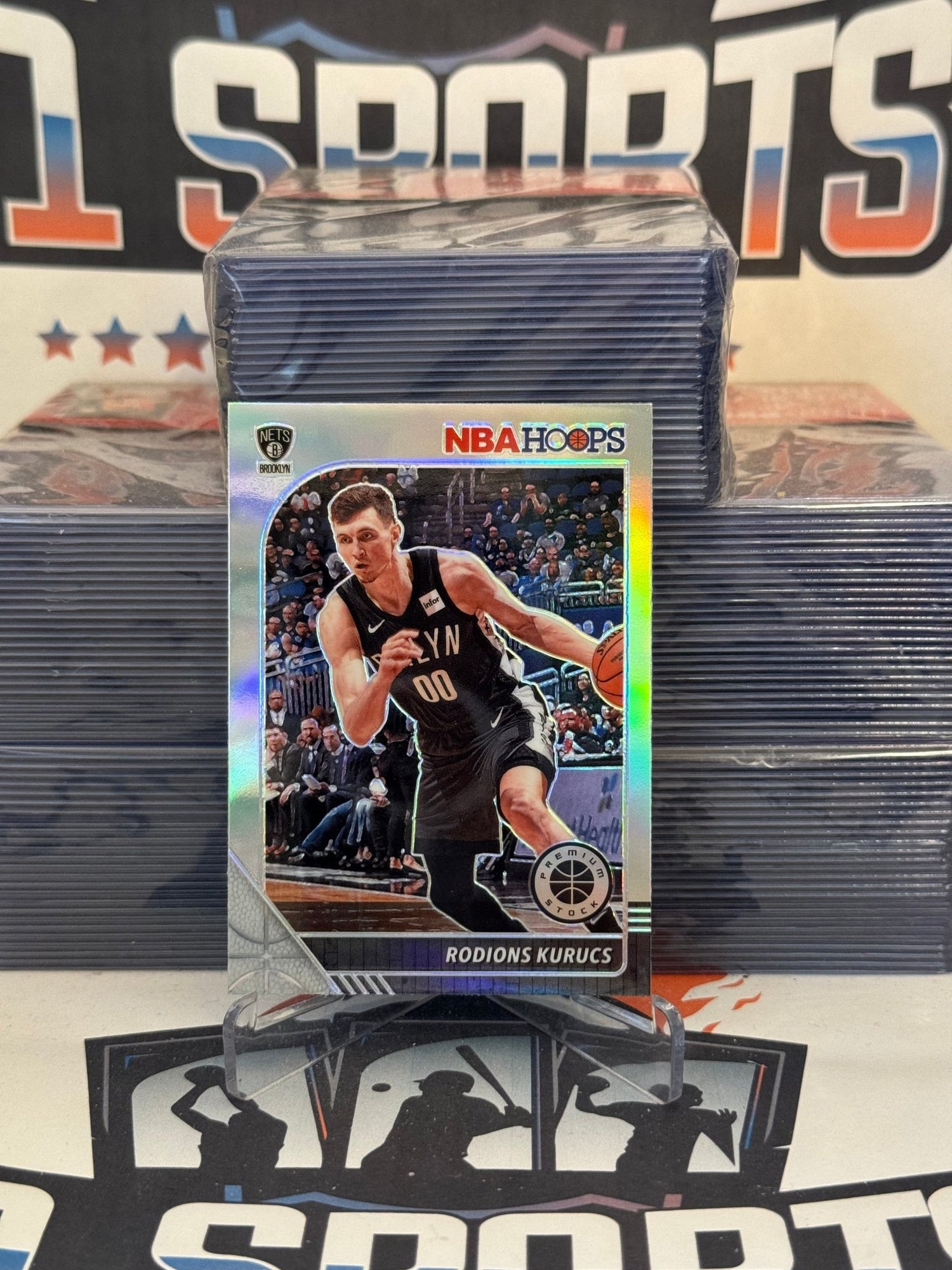 2019 Hoops Premium Stock (Silver Prizm) Rodions Kurucs #17