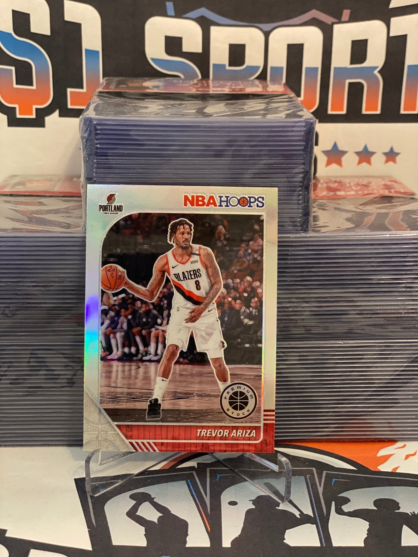 2019 Hoops Premium Stock (Silver Prizm) Trevor Ariza #197