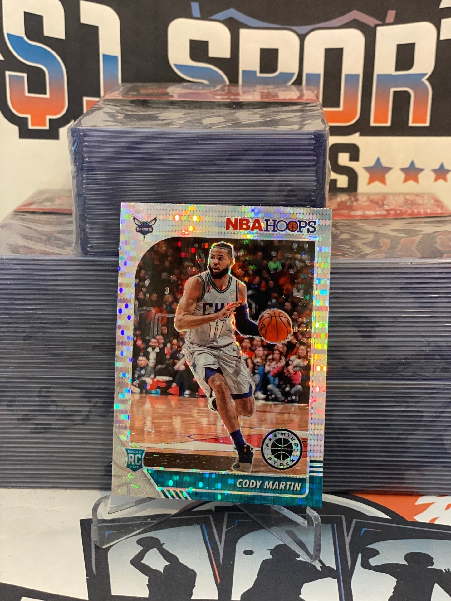 2019 Hoops Premium Stock (Silver Pulsar Prizm) Cody Martin #229