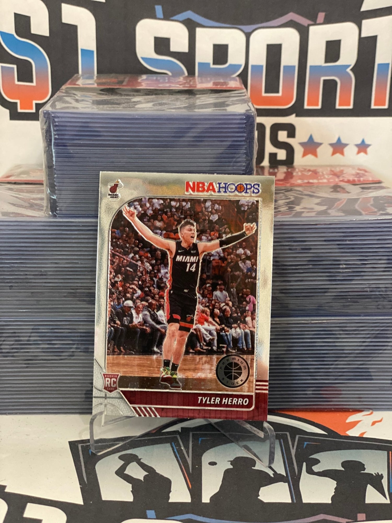 2019 Hoops Premium Stock Tyler Herro Rookie #210