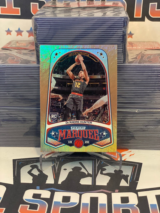 2019 Panini Chronicles (Bronze, Marquee) De'Andre Hunter Rookie #256