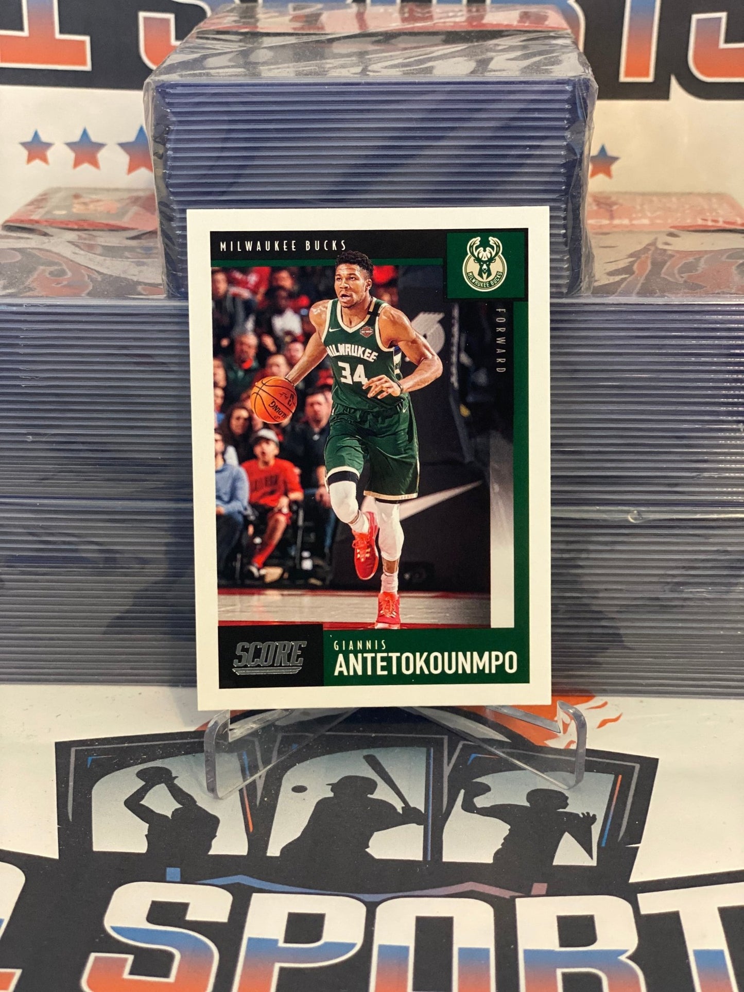 2019 Panini Chronicles (Score) Giannis Antetokounmpo #613