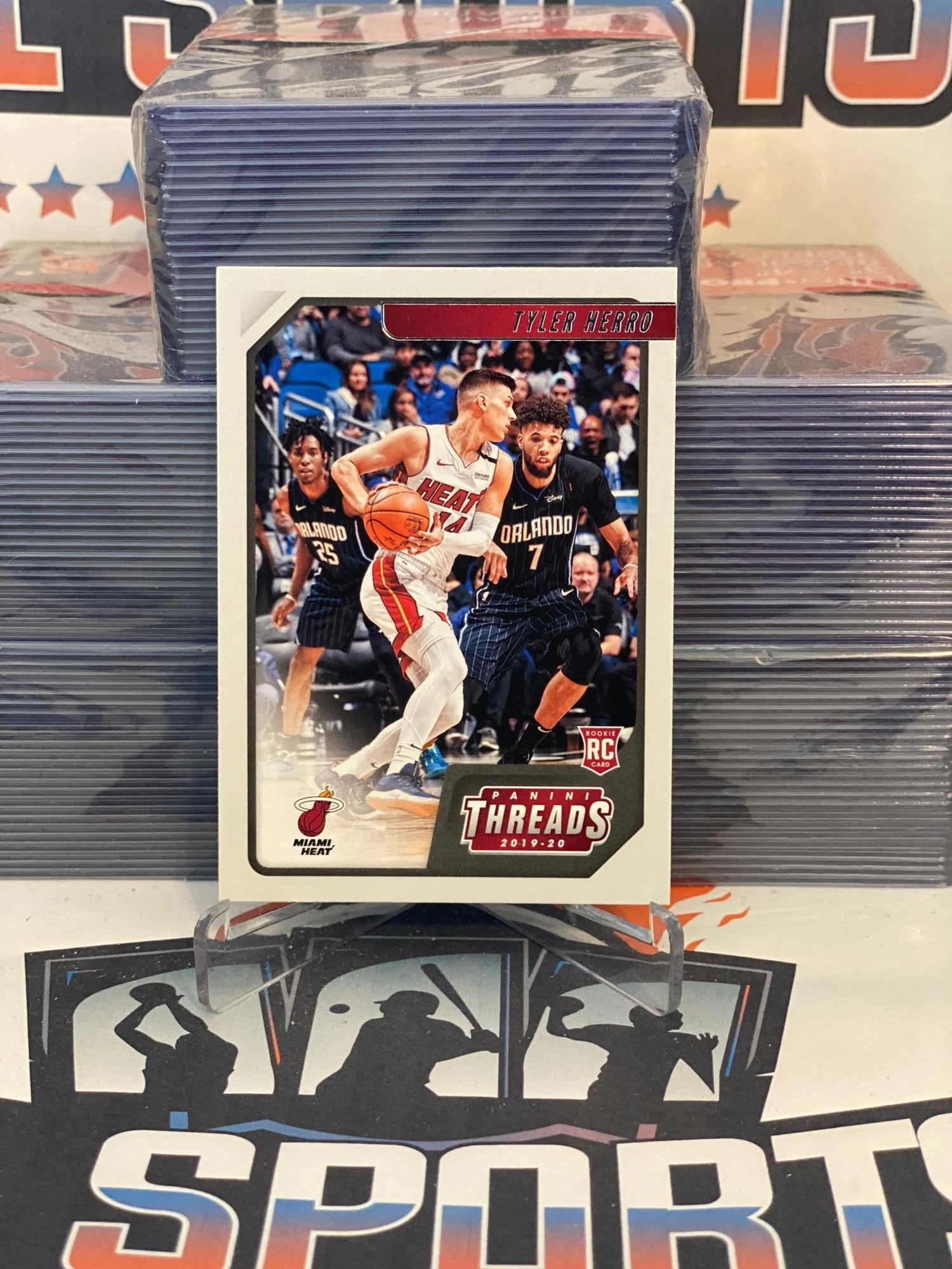2019 Panini Chronicles (Threads) Tyler Herro Rookie #76