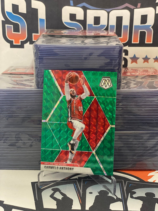 2019 Panini Mosaic (Green Prizm) Carmelo Anthony #25