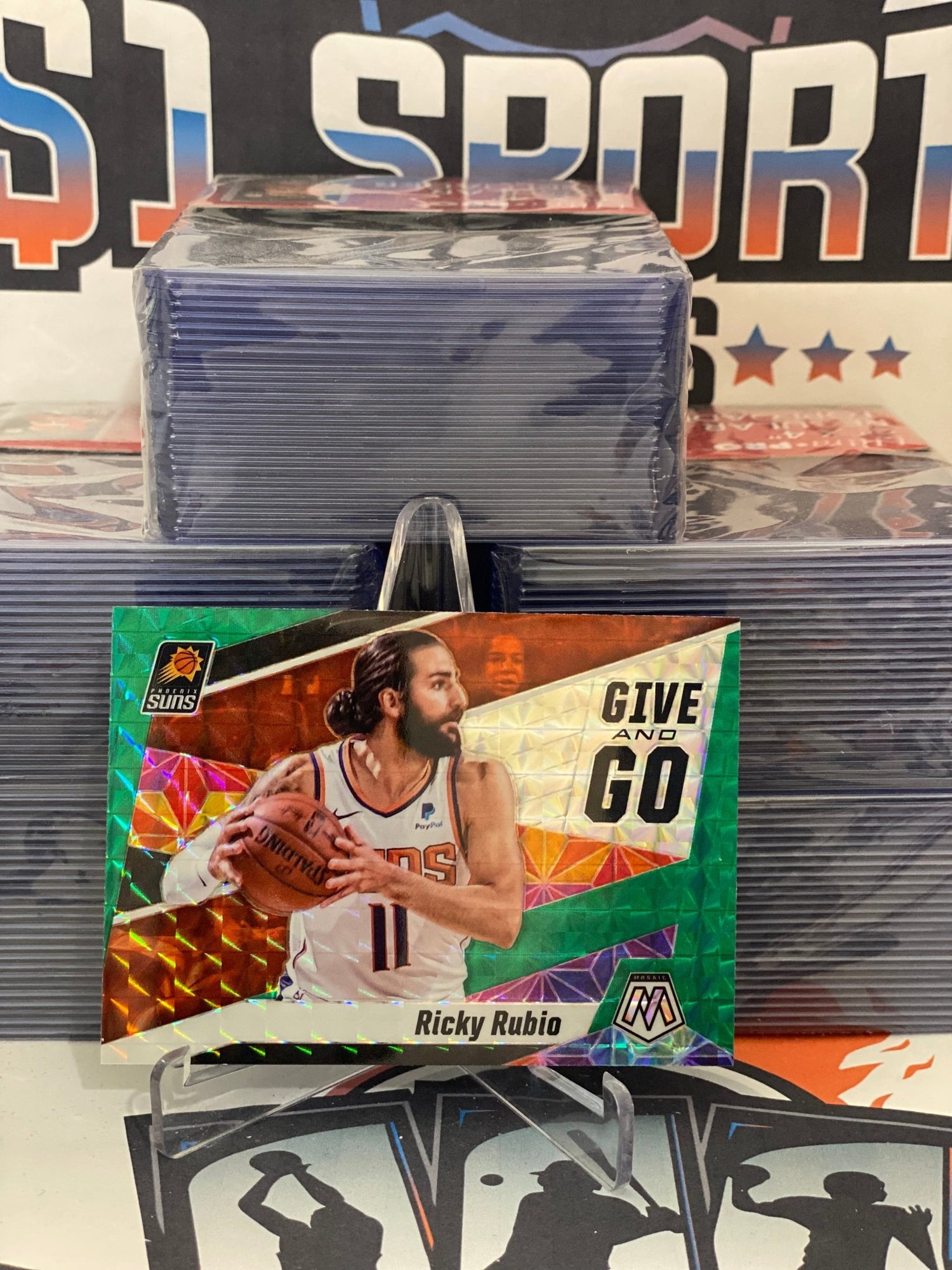 2019 Panini Mosaic (Green Prizm, Give and Go) Ricky Rubio #12