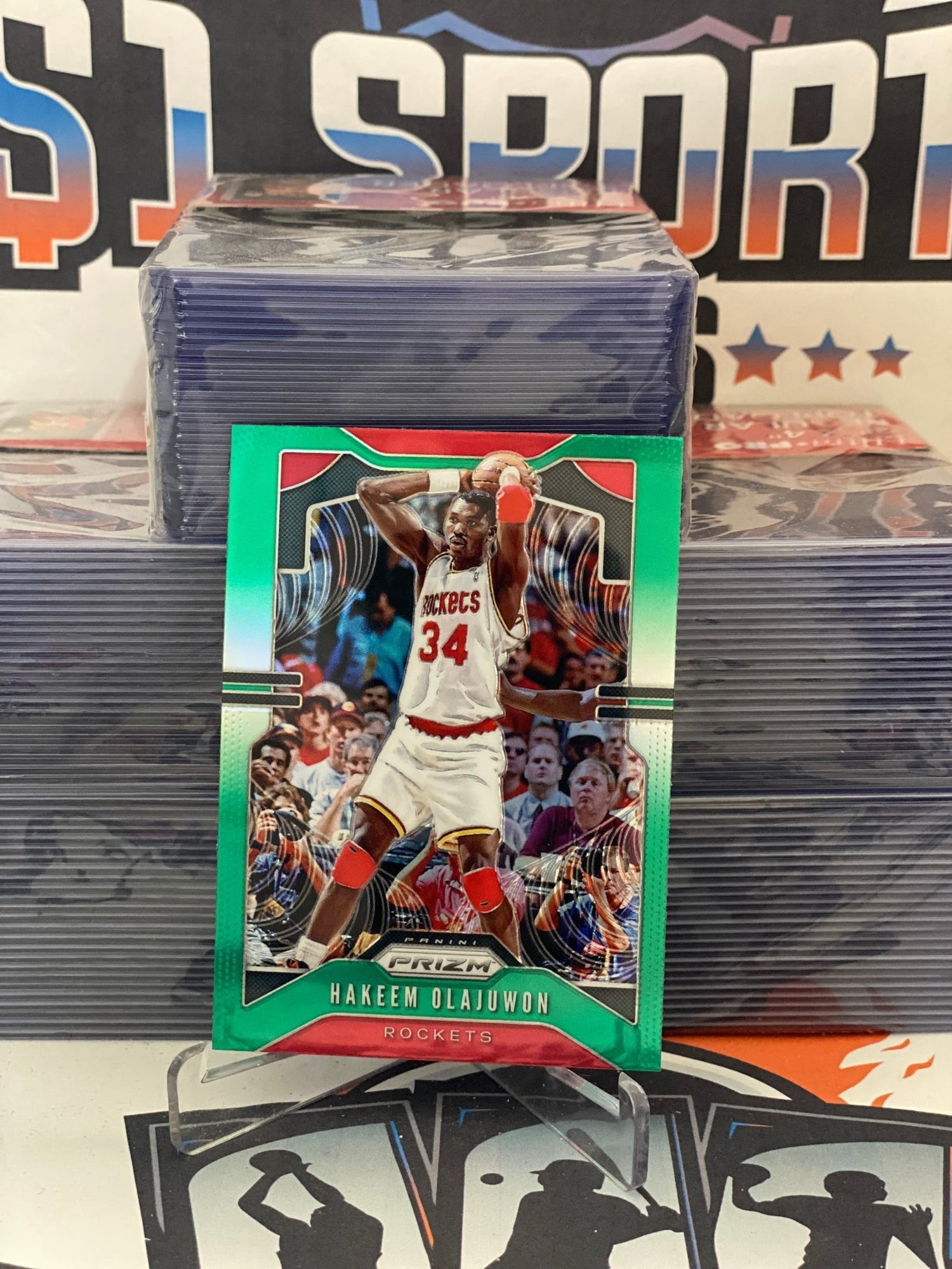 2019 Panini Prizm (Green Prizm) Hakeem Olajuwon #4