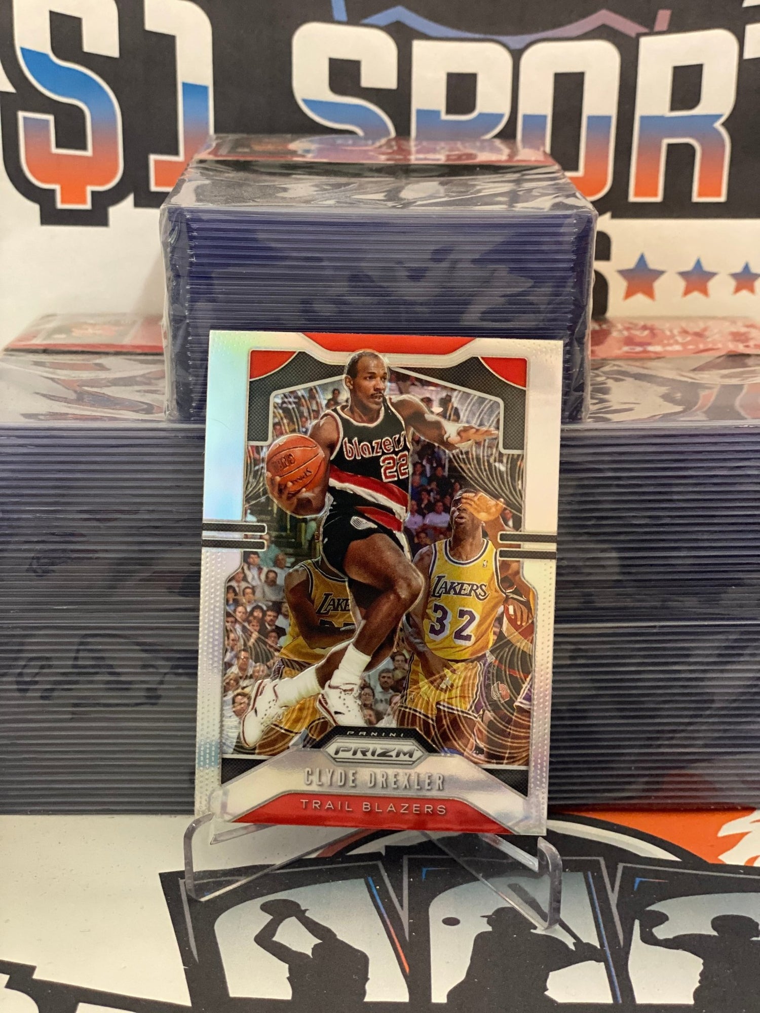 2019 Panini Prizm (Silver Prizm) Clyde Drexler #23