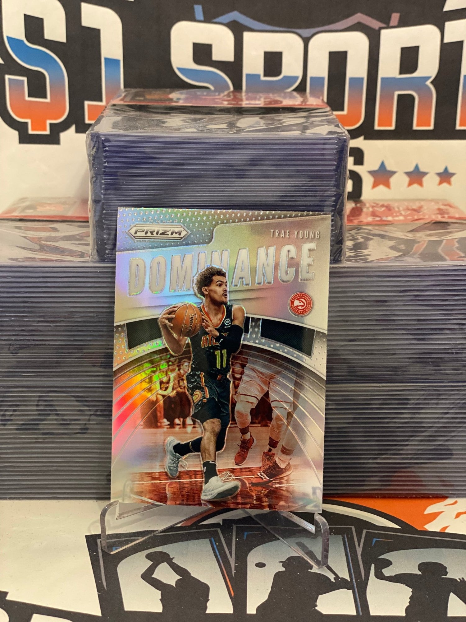 2019 Panini Prizm (Silver Prizm, Dominance) Trae Young #25