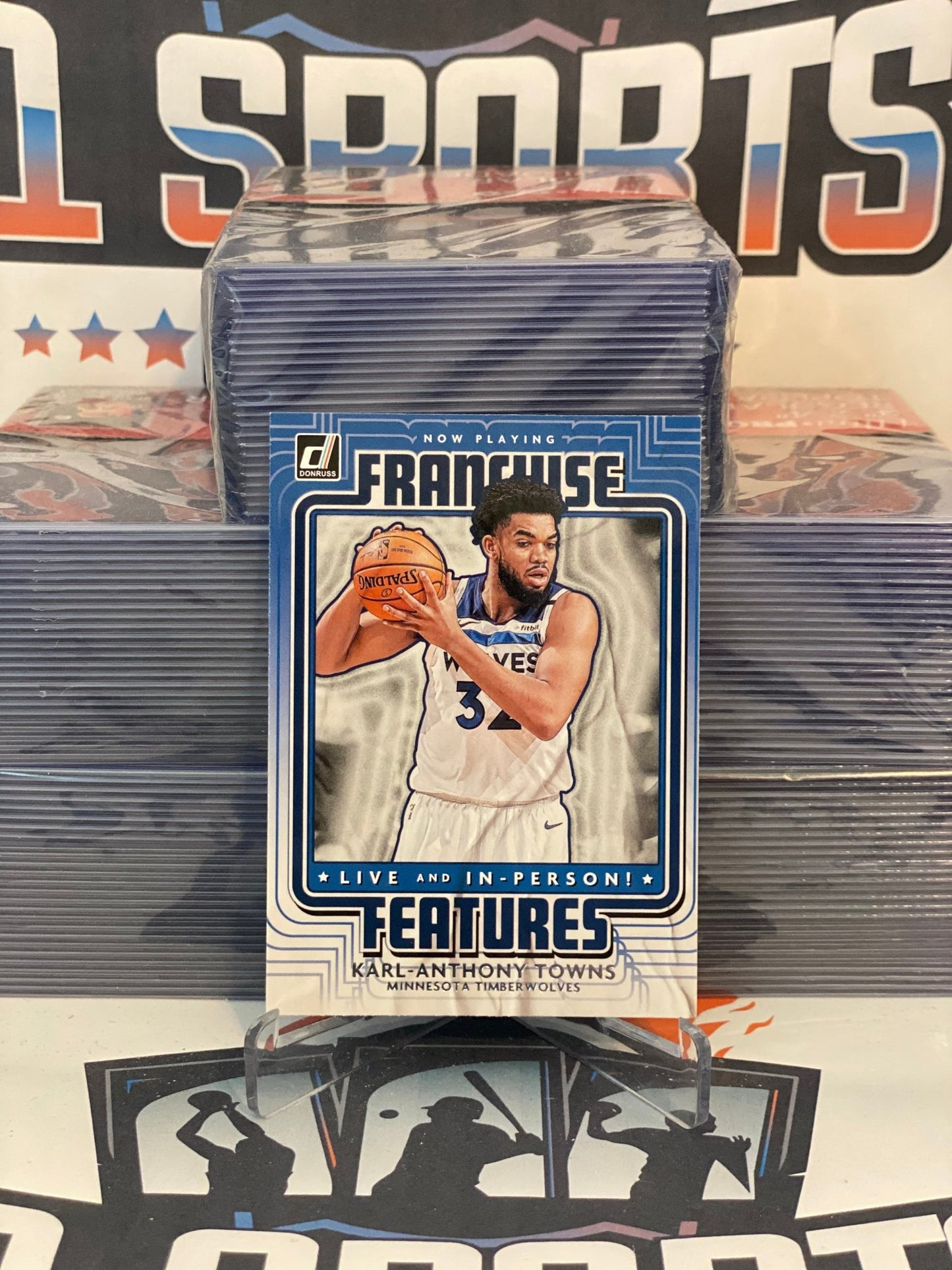 2020 Donruss (Franchise Features) Karl-Anthony Towns #18