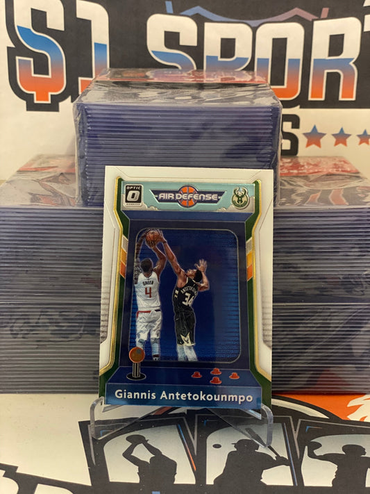 2020 Donruss Optic (Air Defense) Giannis Antetokounmpo #1