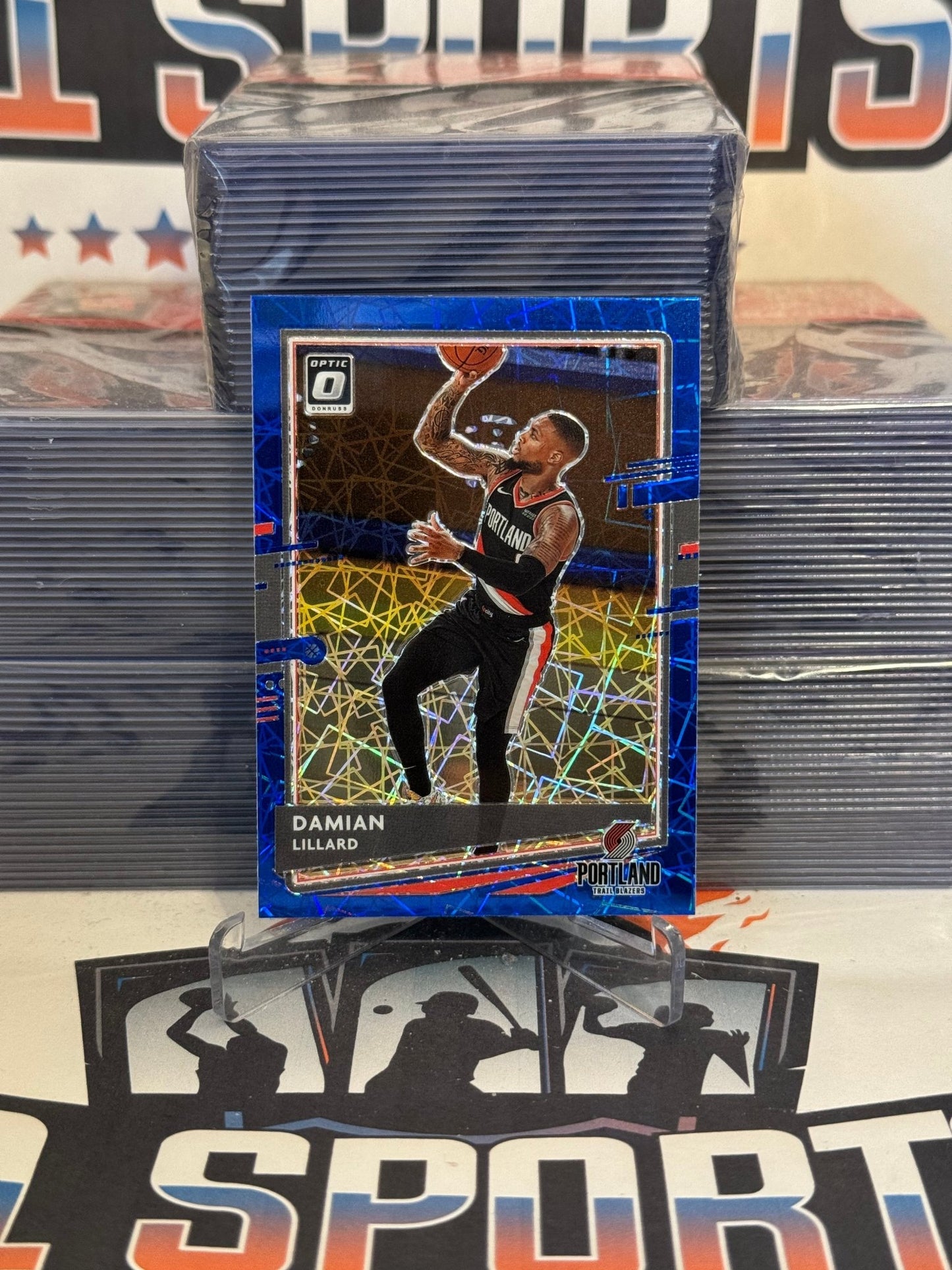 2020 Donruss Optic (Blue Velocity Prizm) Damian Lillard #144