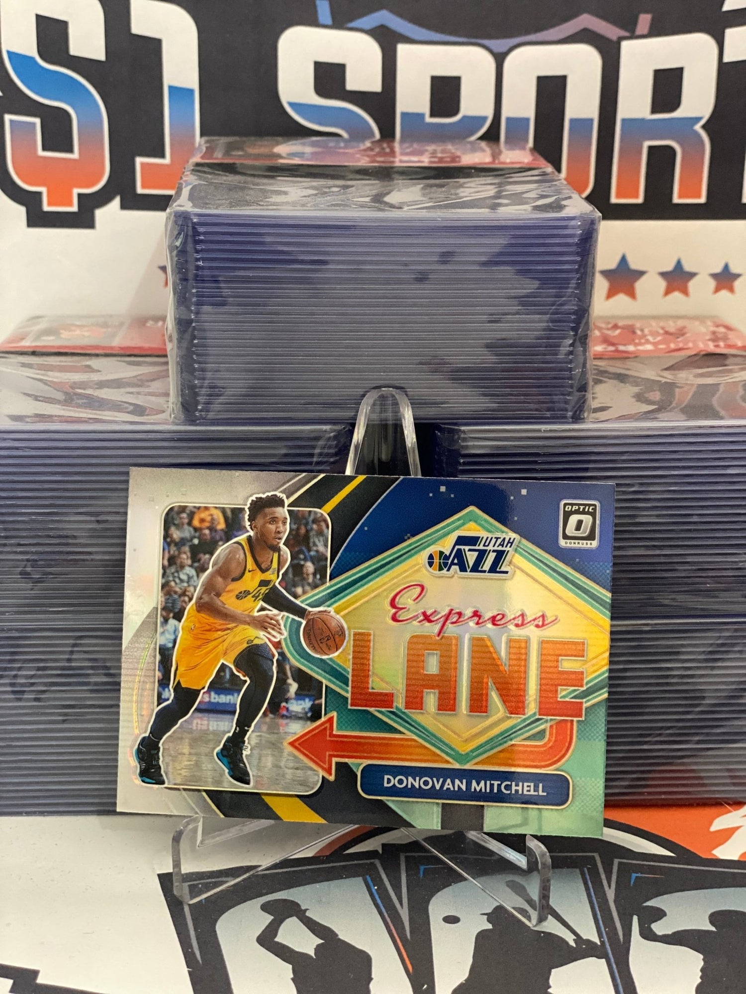 2020 Donruss Optic (Holo Prizm, Express Lane) Donovan Mitchell #14