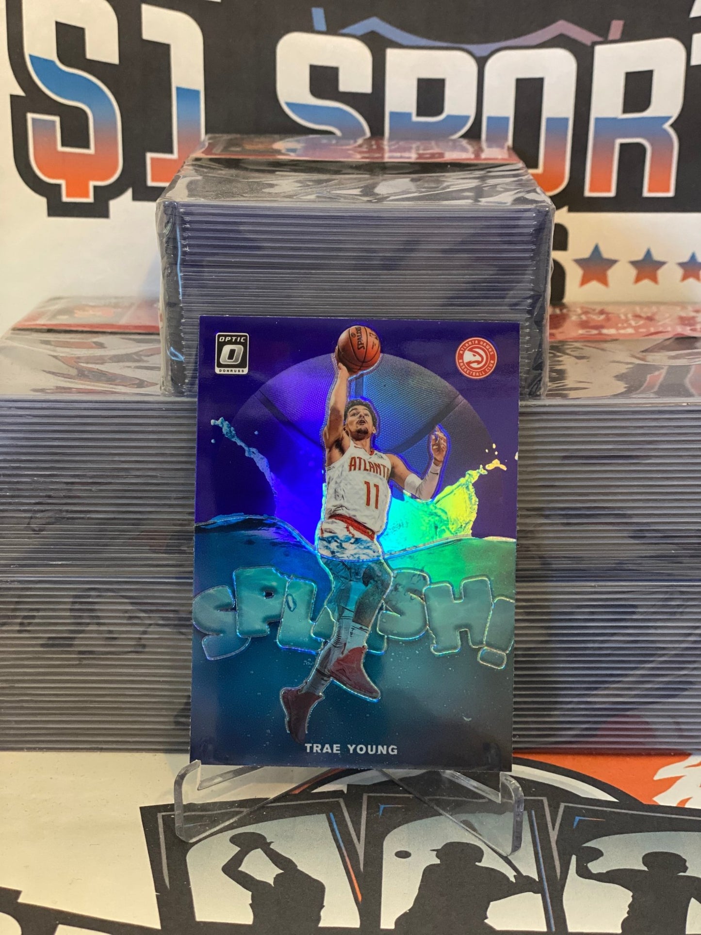 2020 Donruss Optic (Purple Prizm, Splash!) Trae Young #11